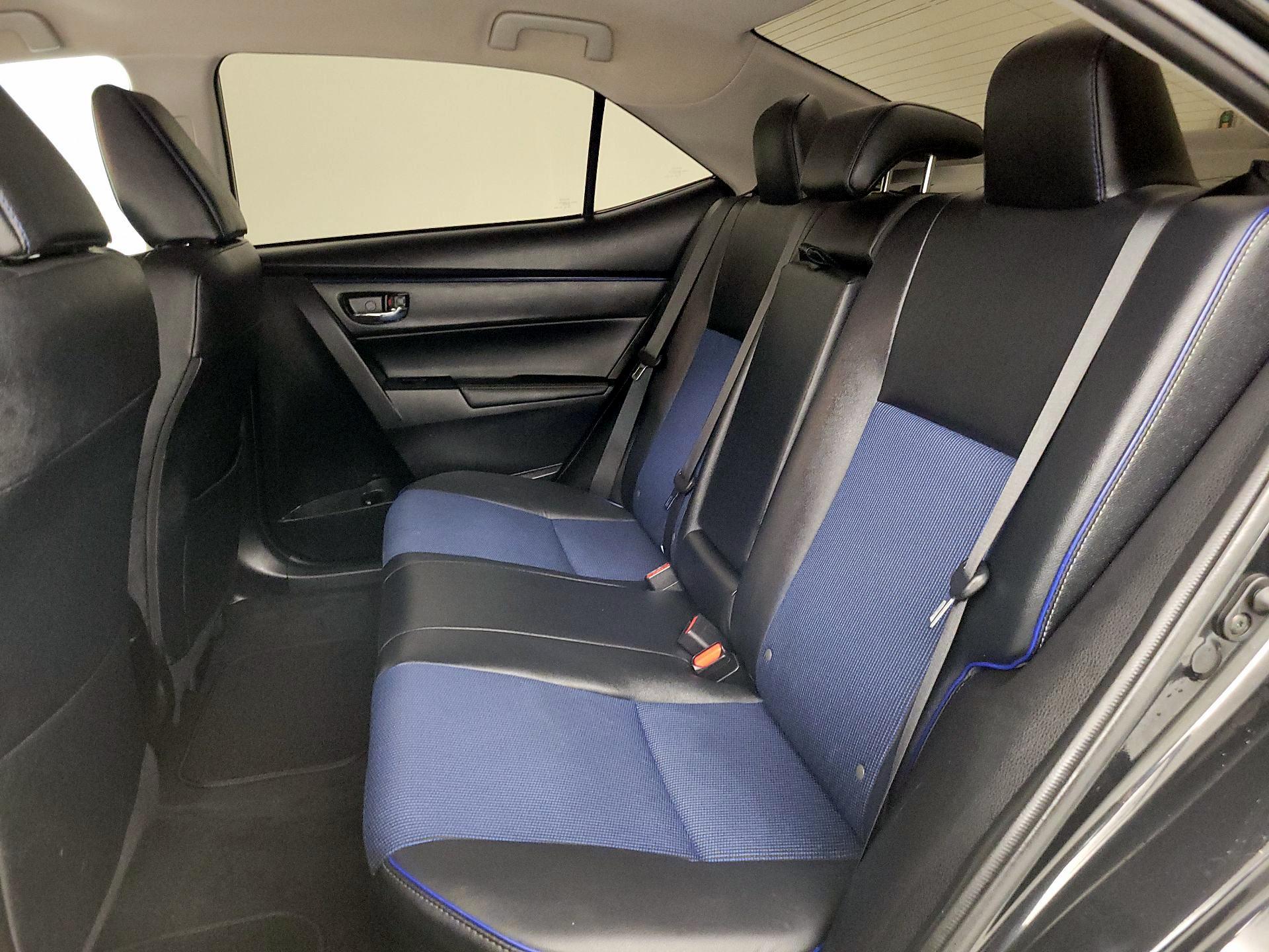 Thumbnail: 2017 Toyota Corolla - 17