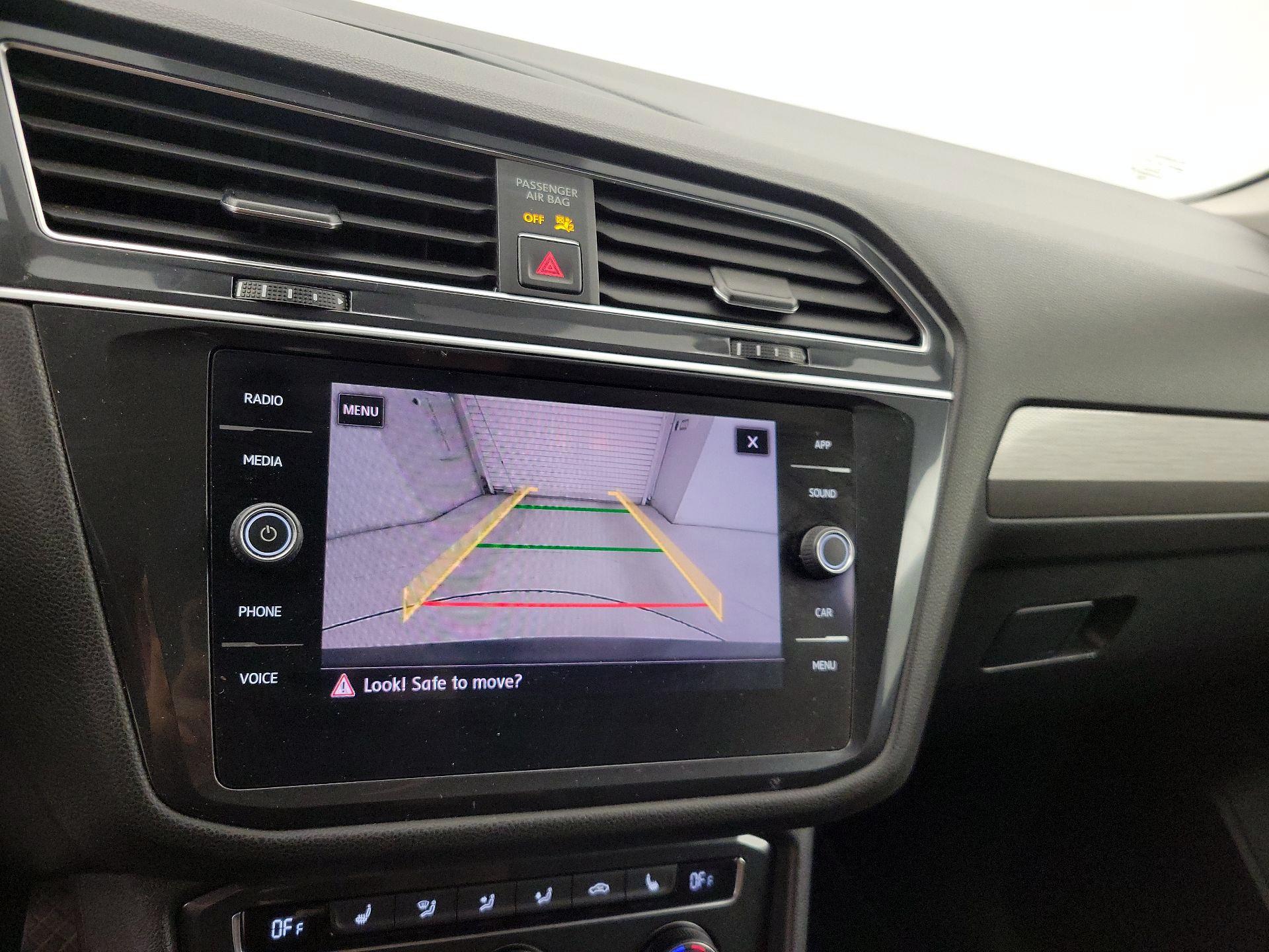 Thumbnail: 2018 Volkswagen Tiguan - 14