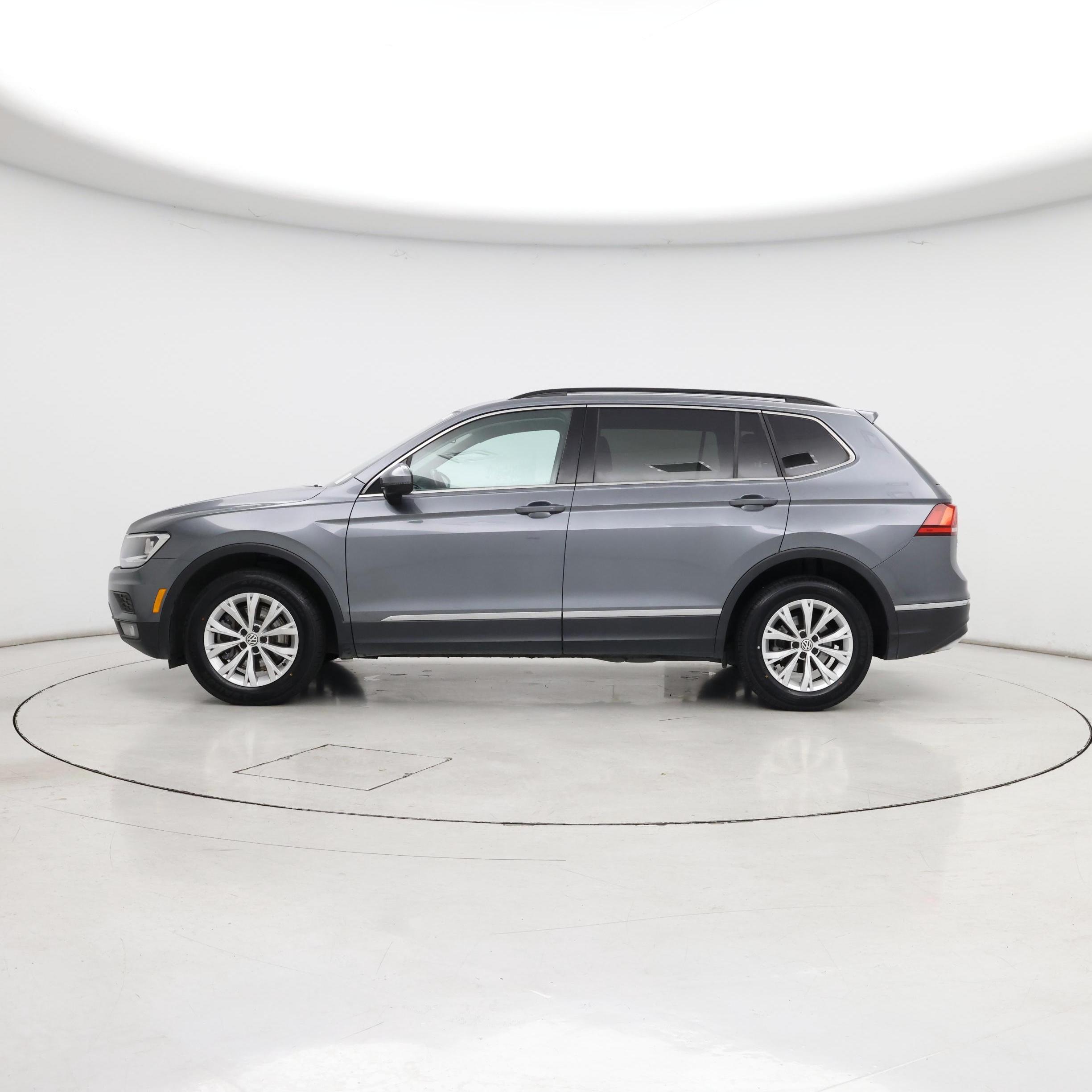 Thumbnail: 2018 Volkswagen Tiguan - 3