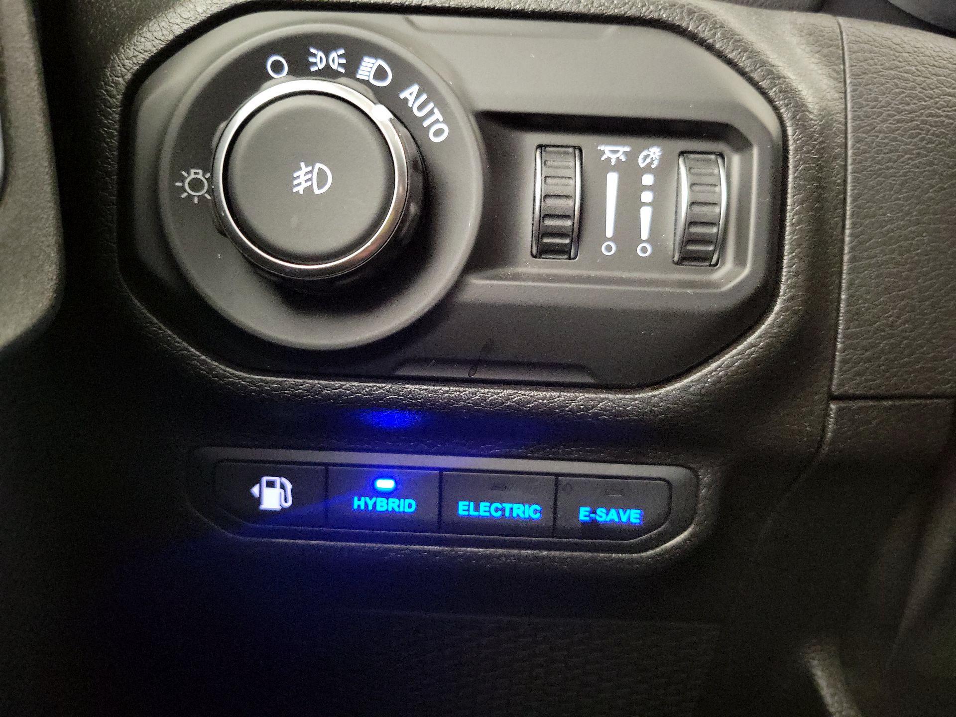 Thumbnail: 2021 Jeep Wrangler - 13