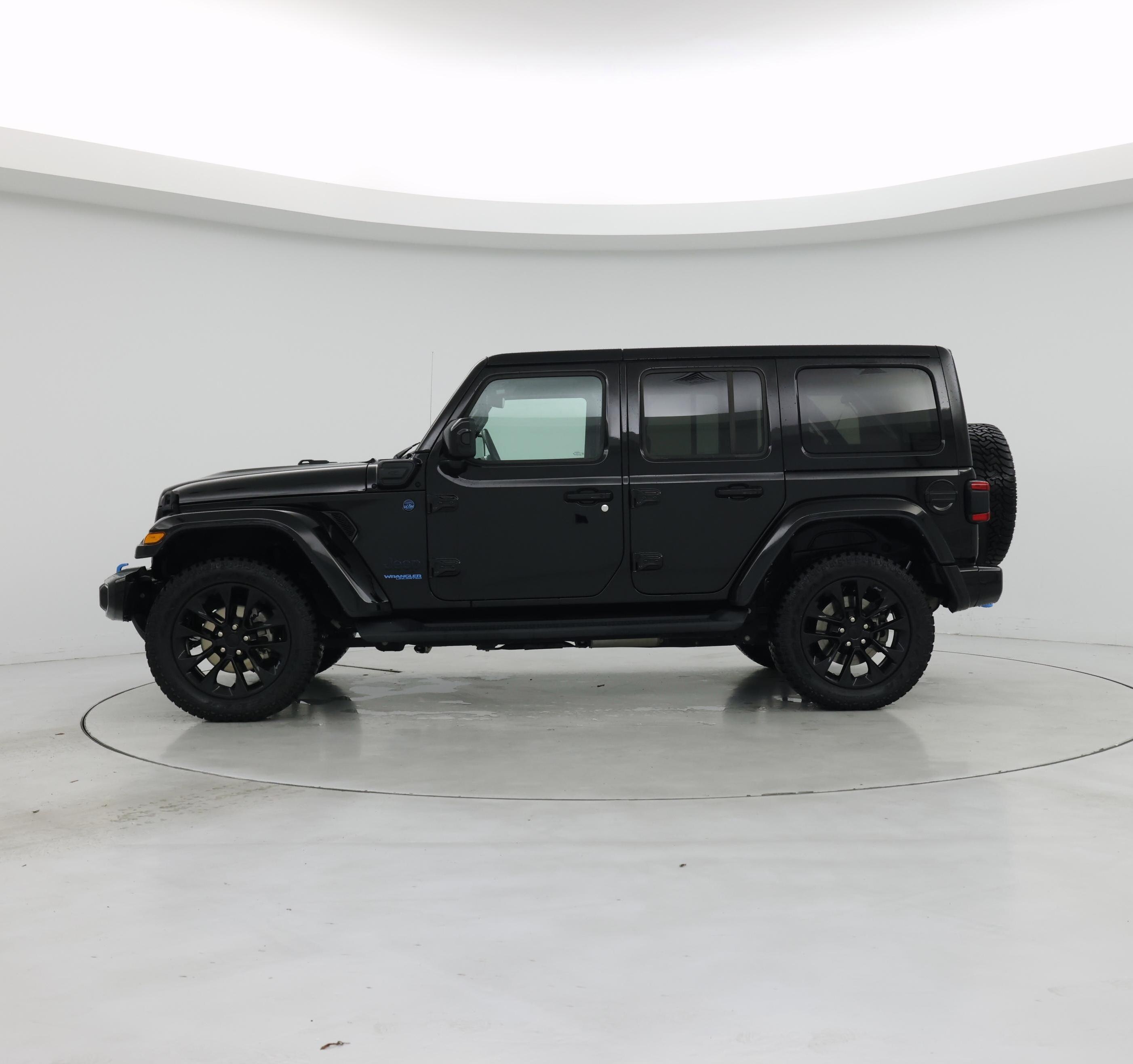 Thumbnail: 2021 Jeep Wrangler - 3