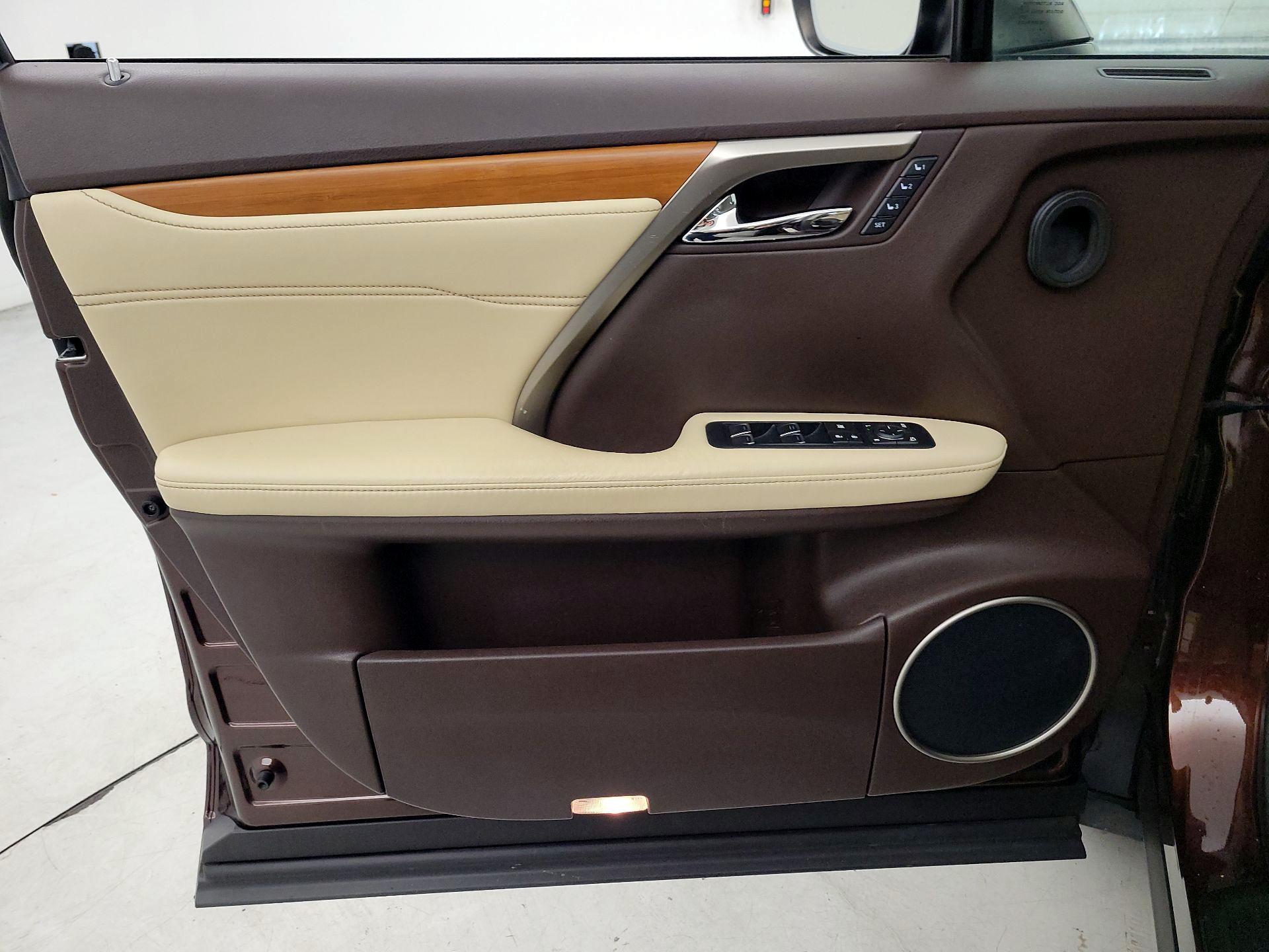 Thumbnail: 2016 Lexus RX - 12