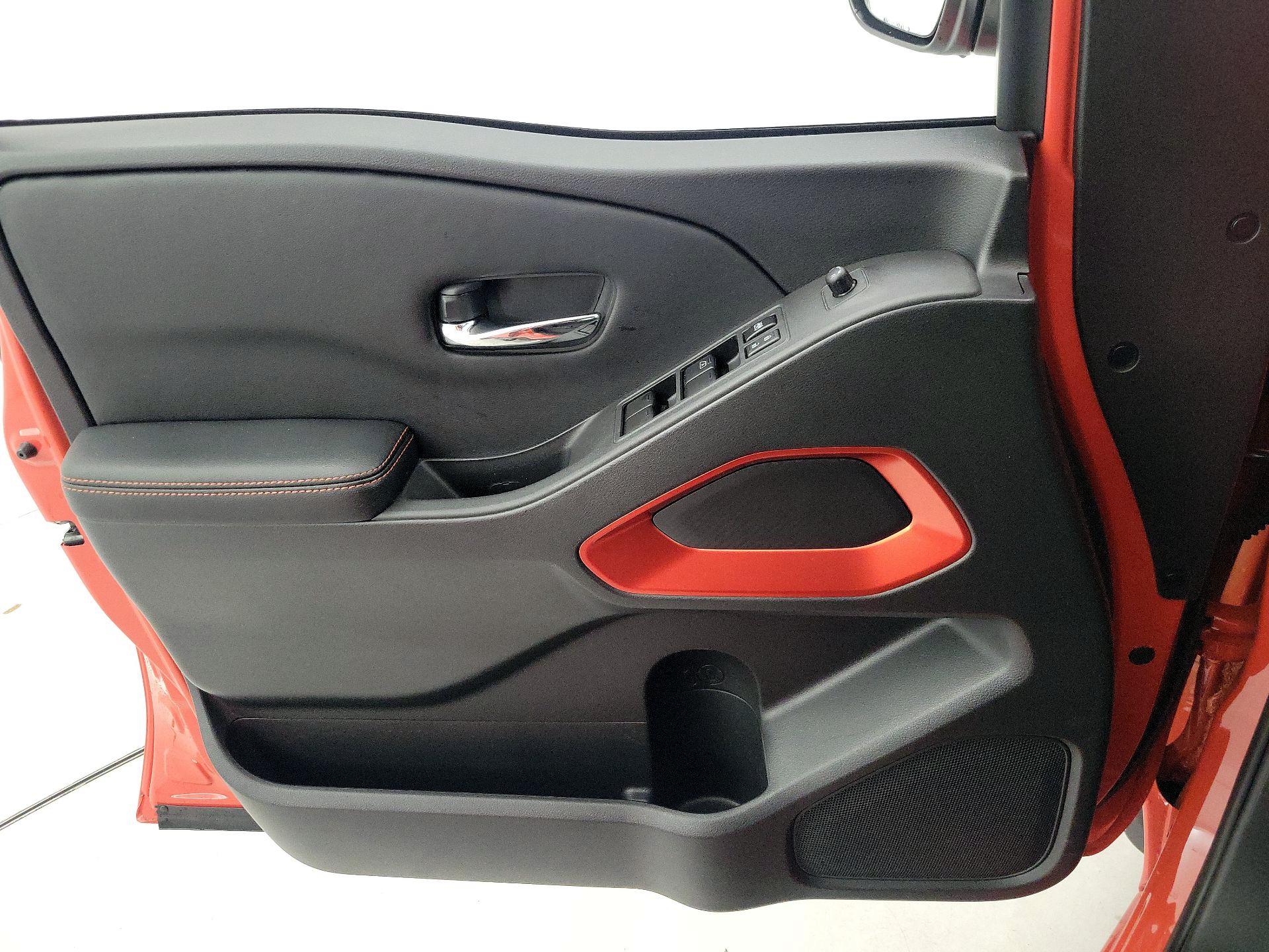 Thumbnail: 2025 Nissan Frontier - 12