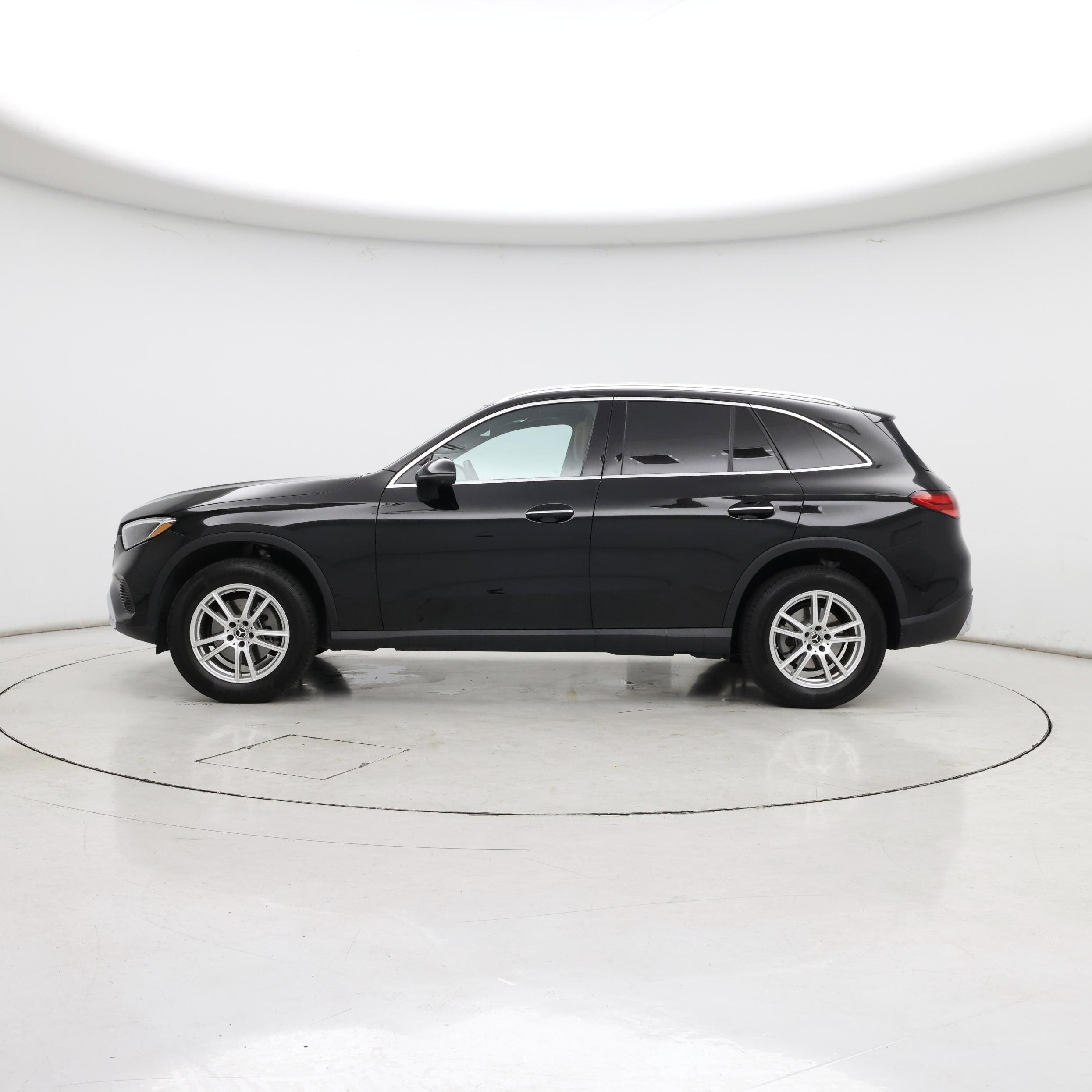 Thumbnail: 2023 Mercedes-Benz GLC - 3
