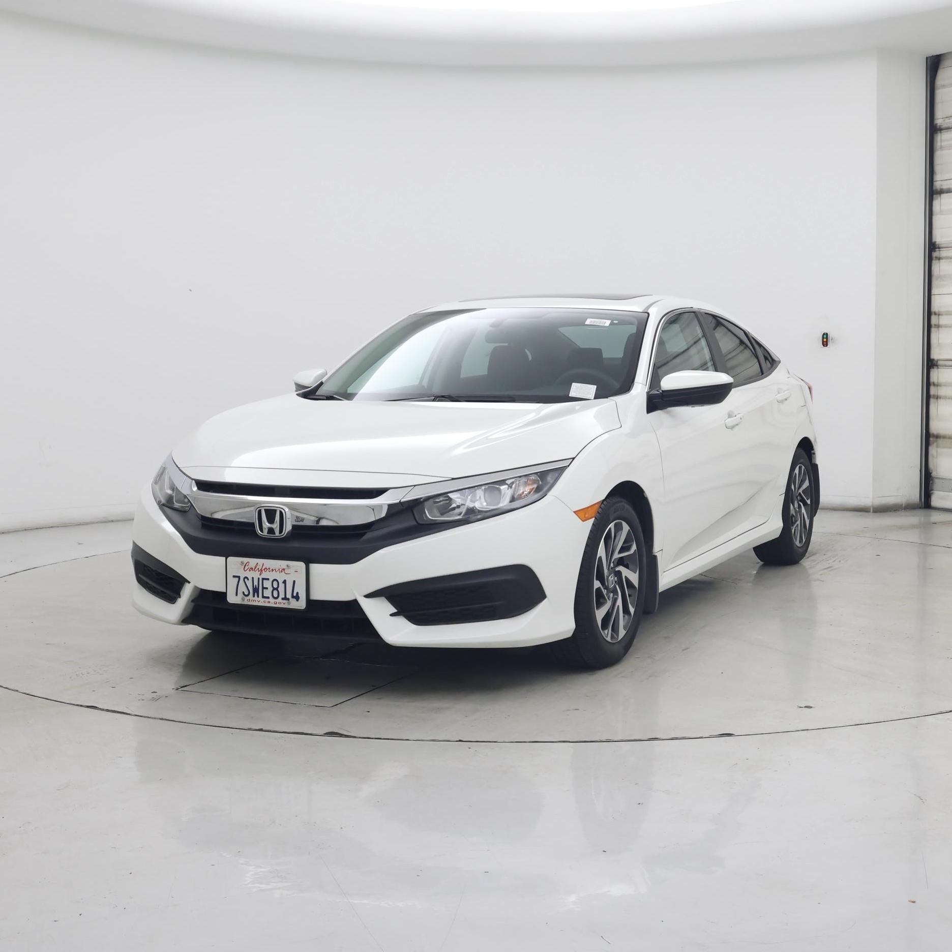 Thumbnail: 2016 Honda Civic - 4