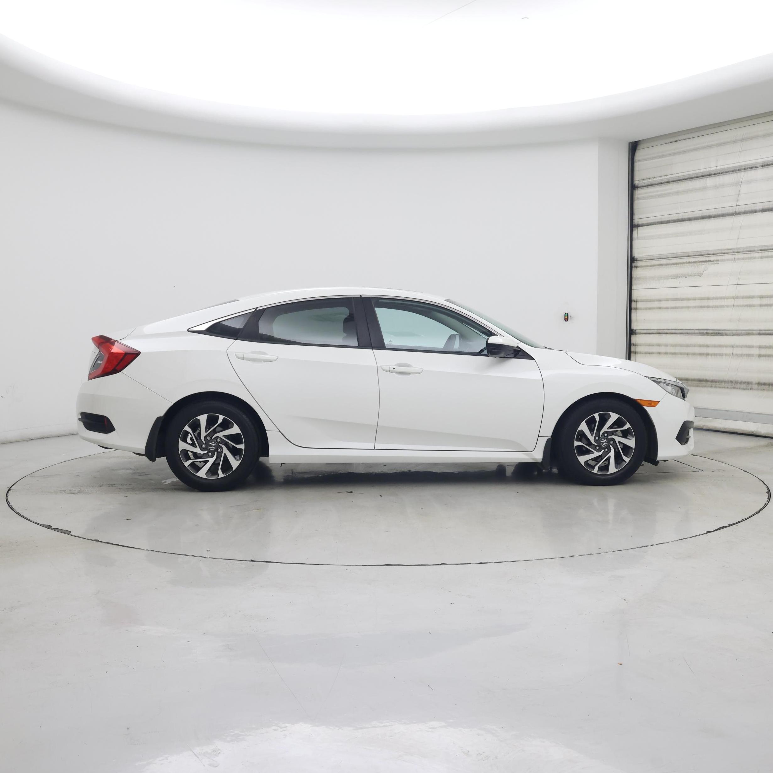 Thumbnail: 2016 Honda Civic - 7