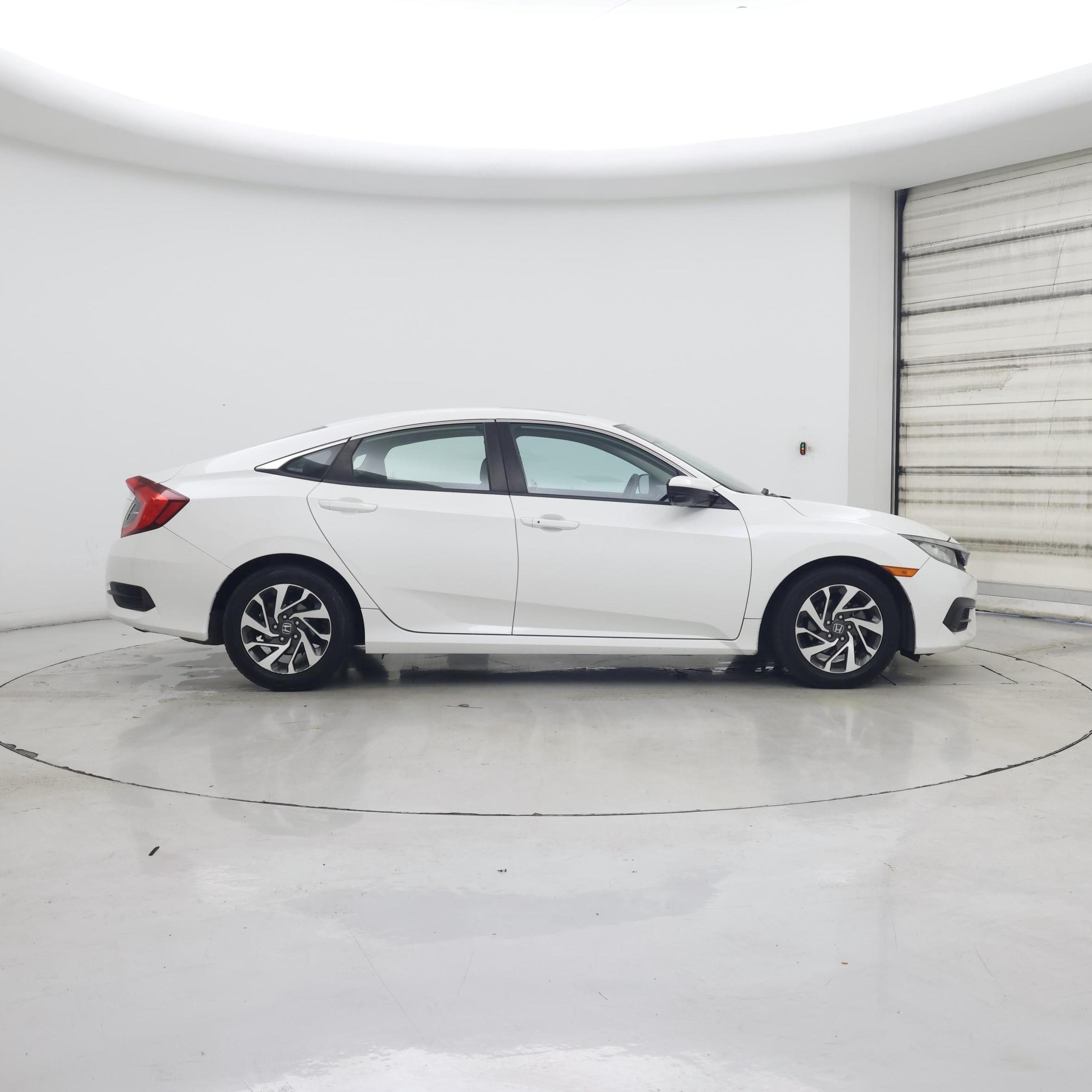 Thumbnail: 2016 Honda Civic - 7