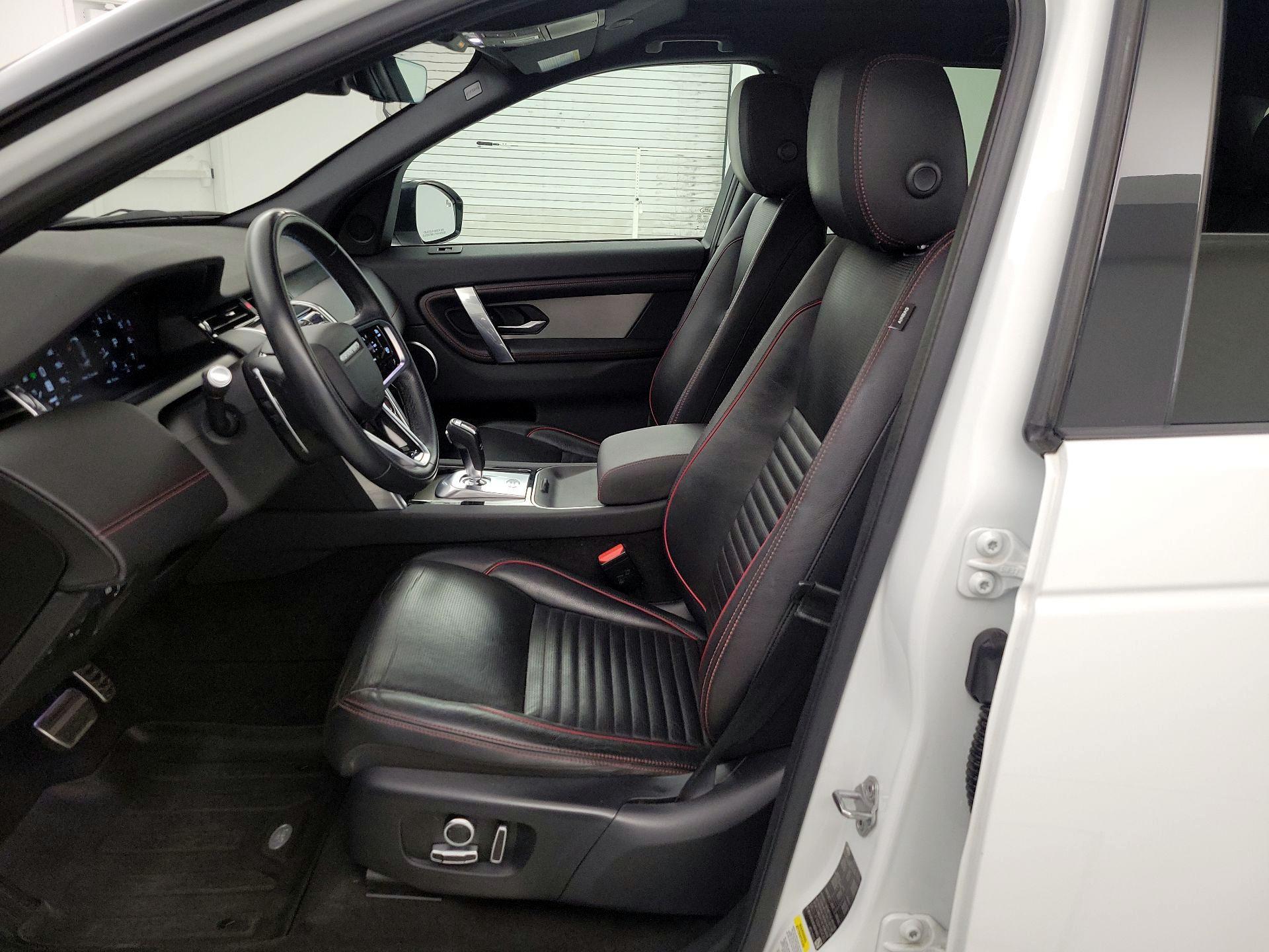 Thumbnail: 2021 Land Rover Discovery Sport - 11