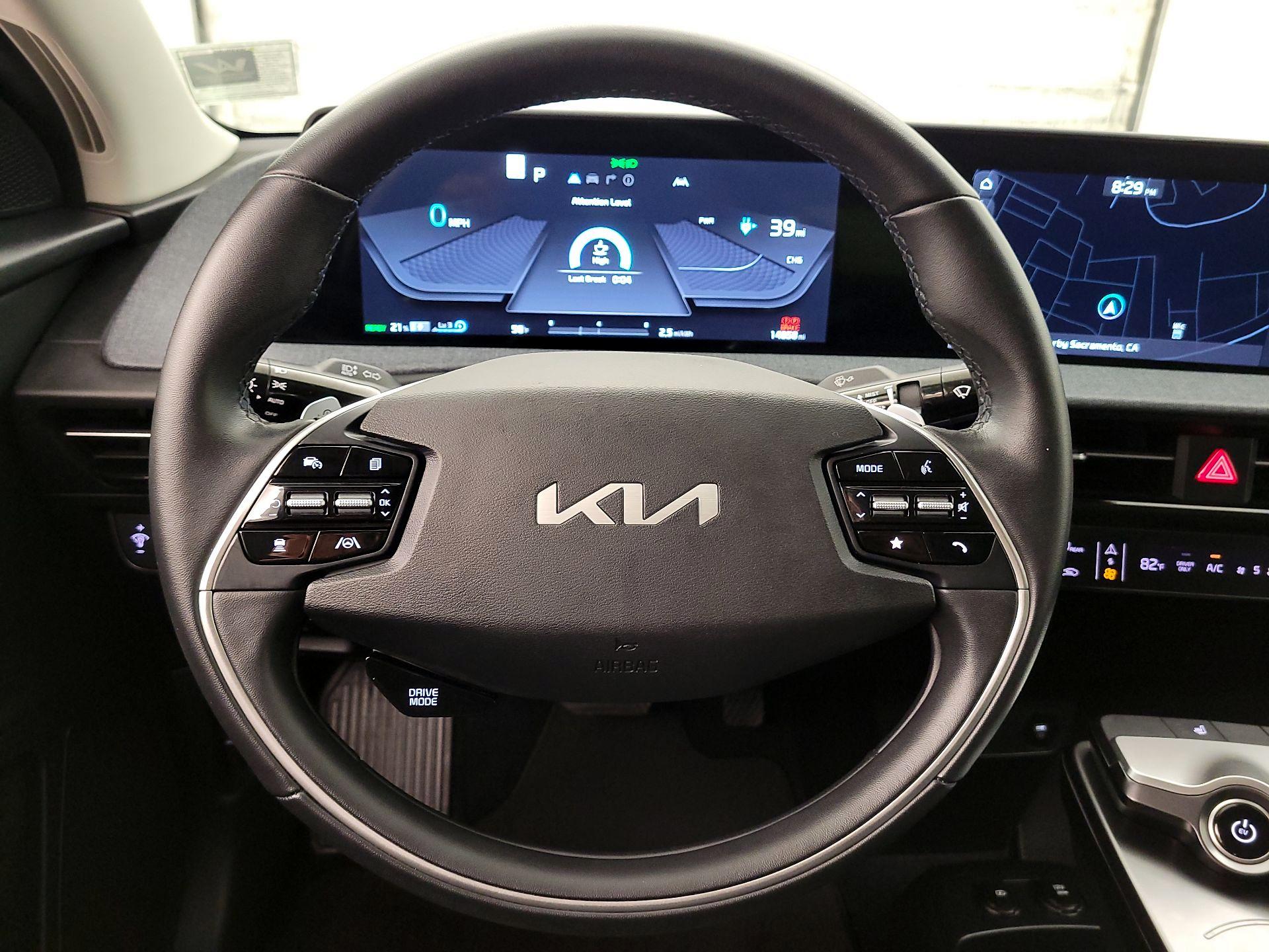 Thumbnail: 2023 Kia EV6 - 10