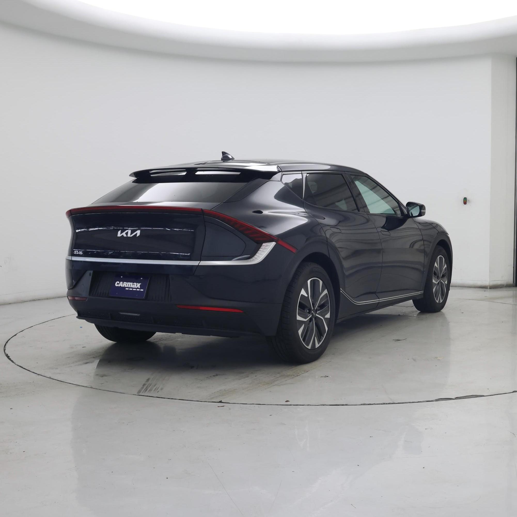 Thumbnail: 2023 Kia EV6 - 8