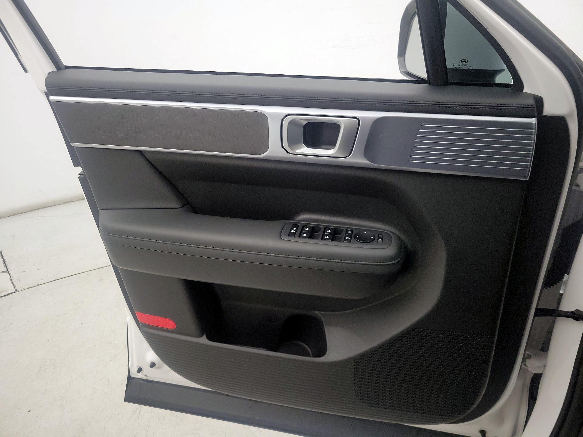 Thumbnail: 2025 Hyundai Santa Fe - 12