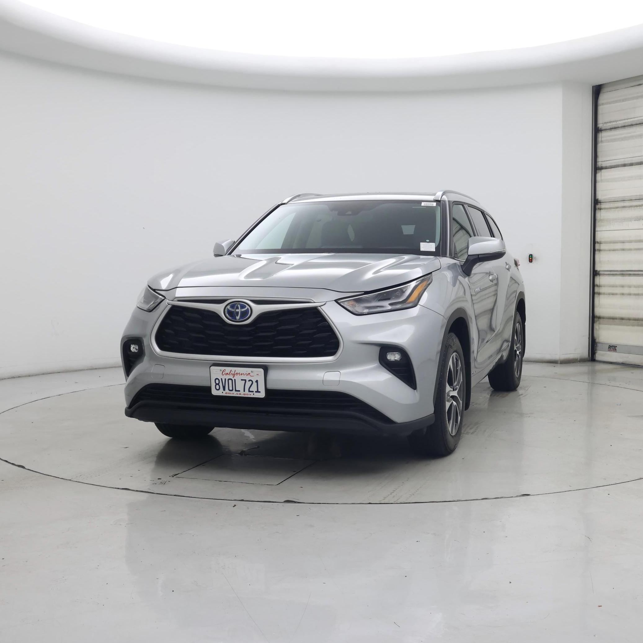 Thumbnail: 2021 Toyota Highlander - 4
