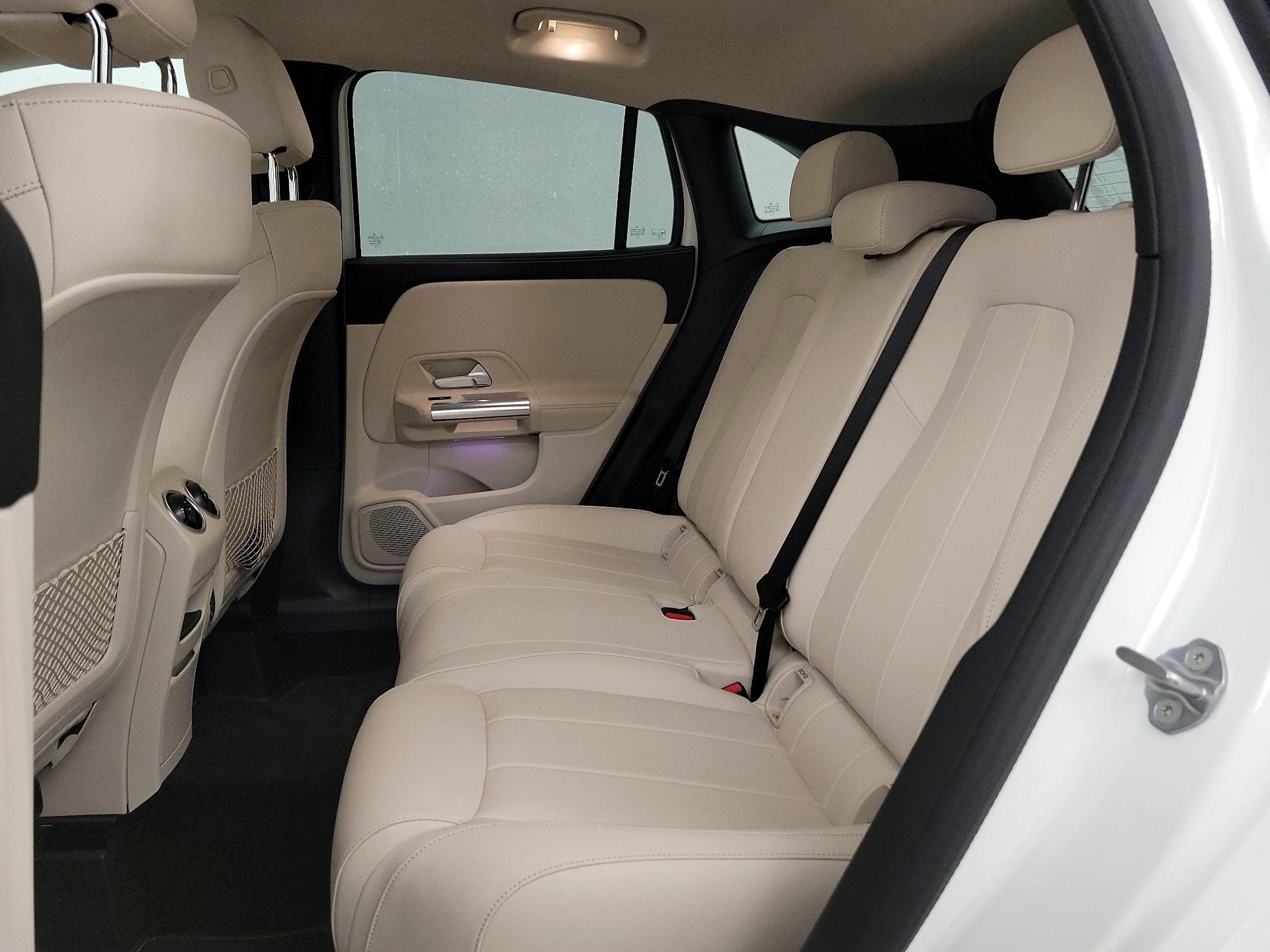 Thumbnail: 2022 Mercedes-Benz GLA - 18