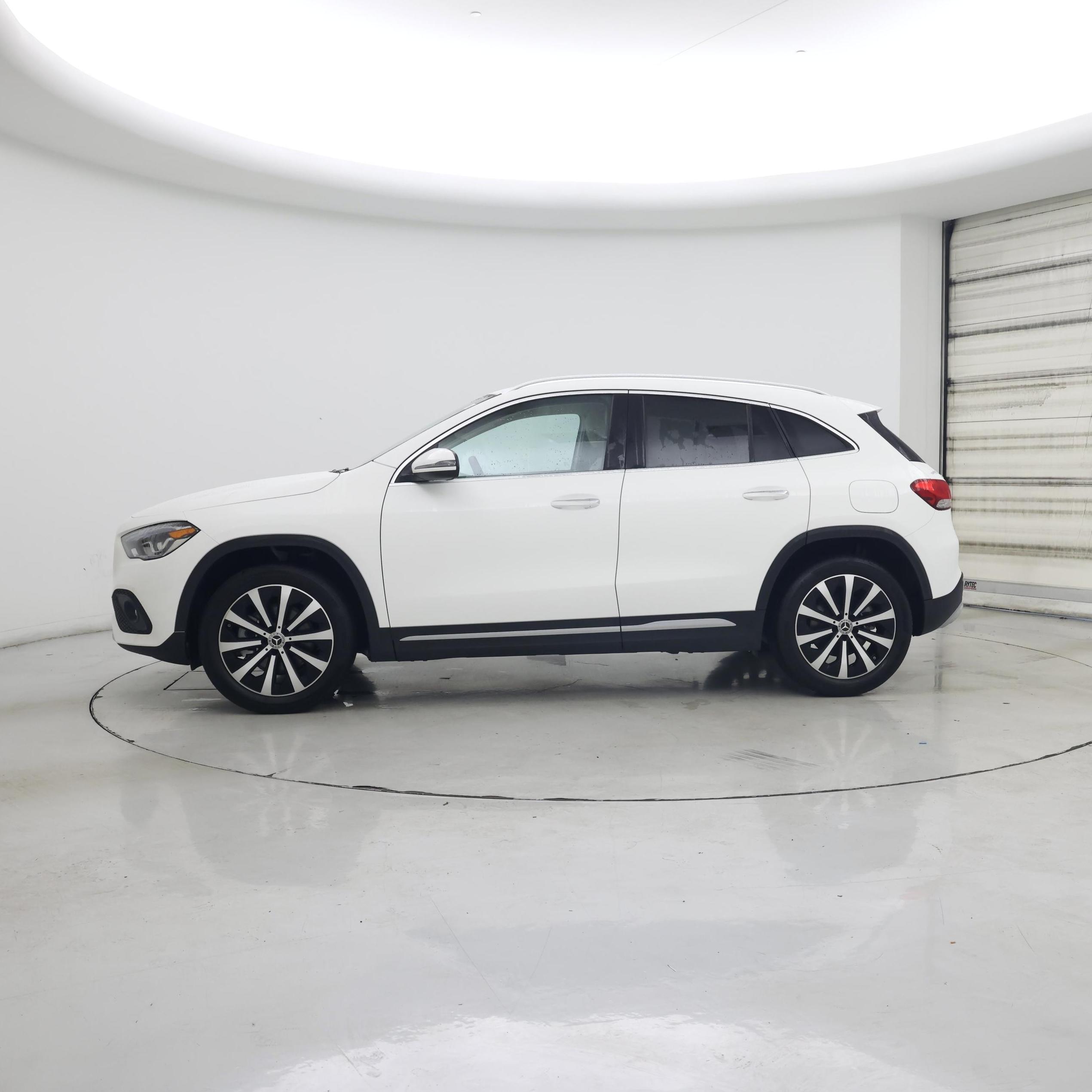 Thumbnail: 2022 Mercedes-Benz GLA - 3