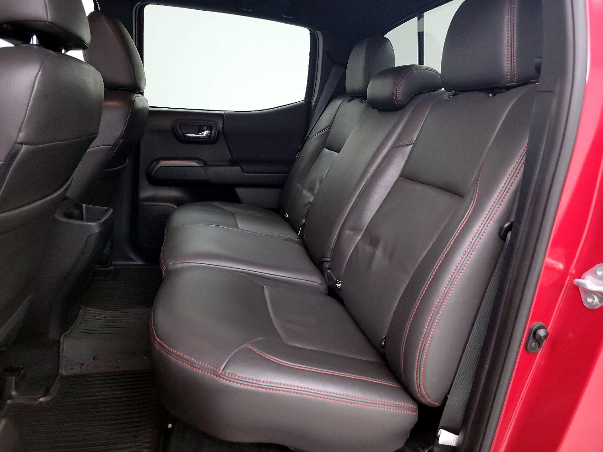 Thumbnail: 2021 Toyota Tacoma - 18