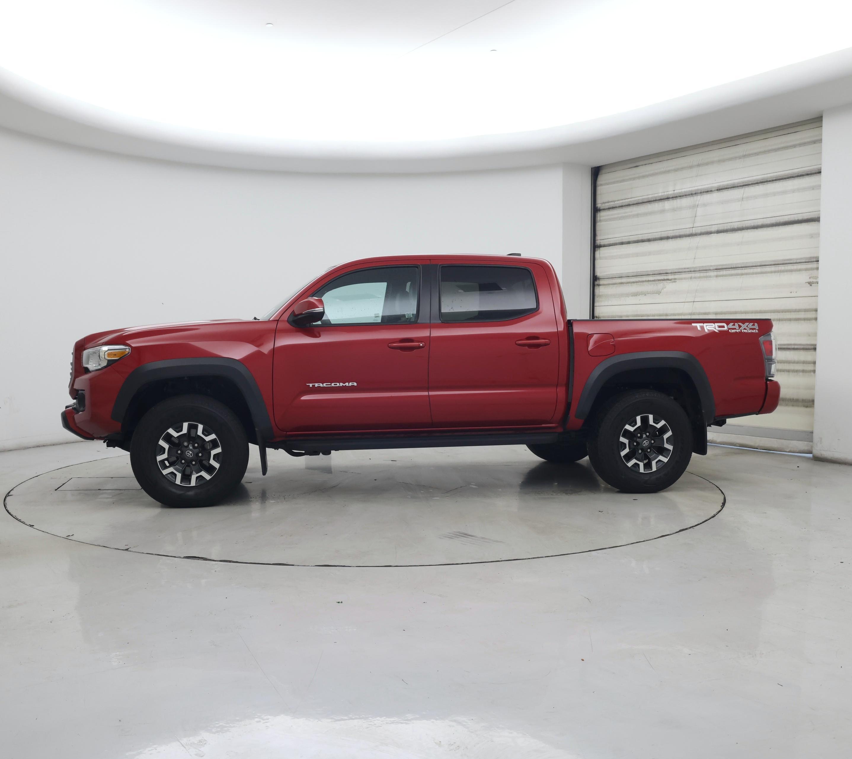 Thumbnail: 2021 Toyota Tacoma - 3