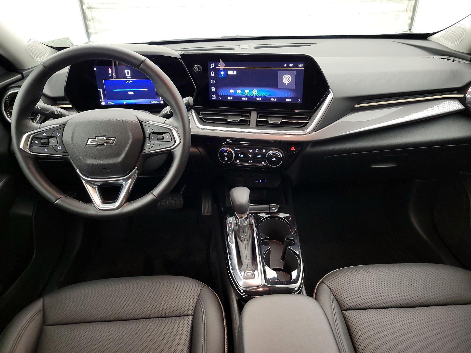 Thumbnail: 2024 Chevrolet Trax - 9