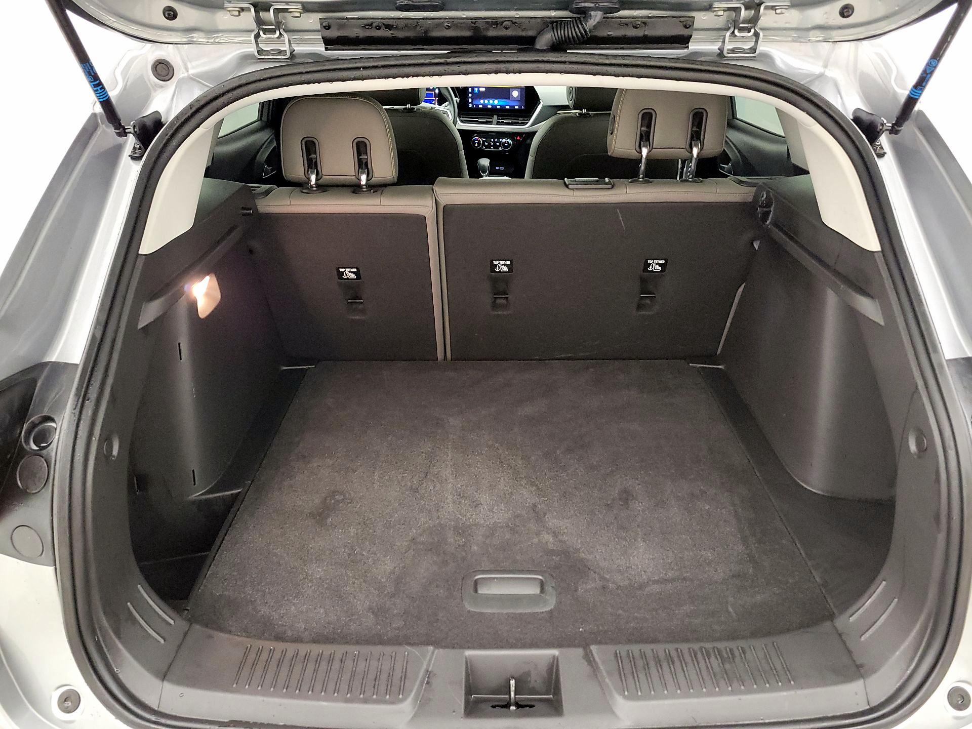 Thumbnail: 2024 Chevrolet Trax - 17