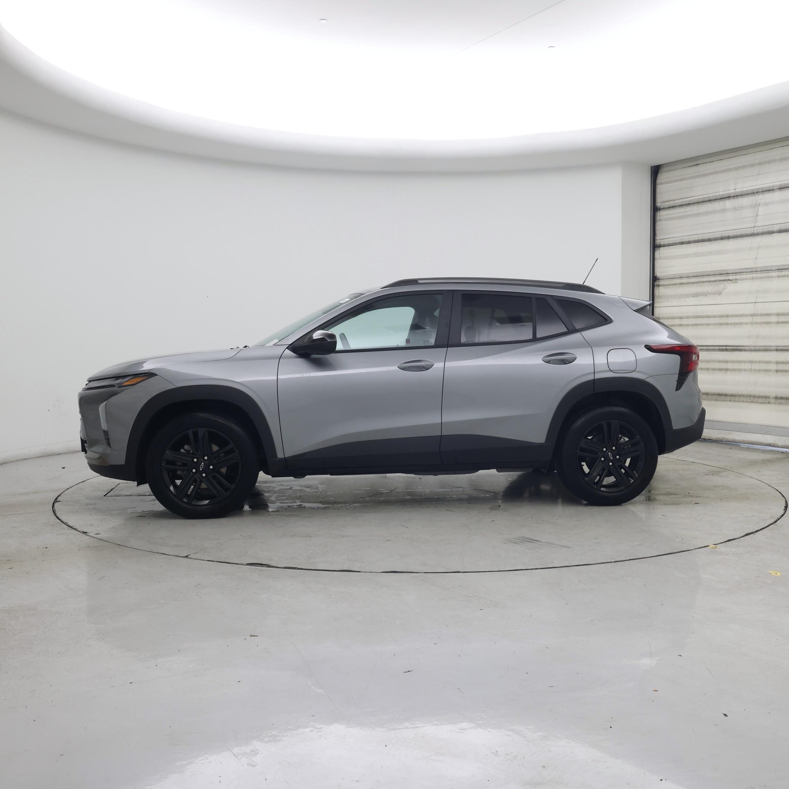 Thumbnail: 2024 Chevrolet Trax - 3