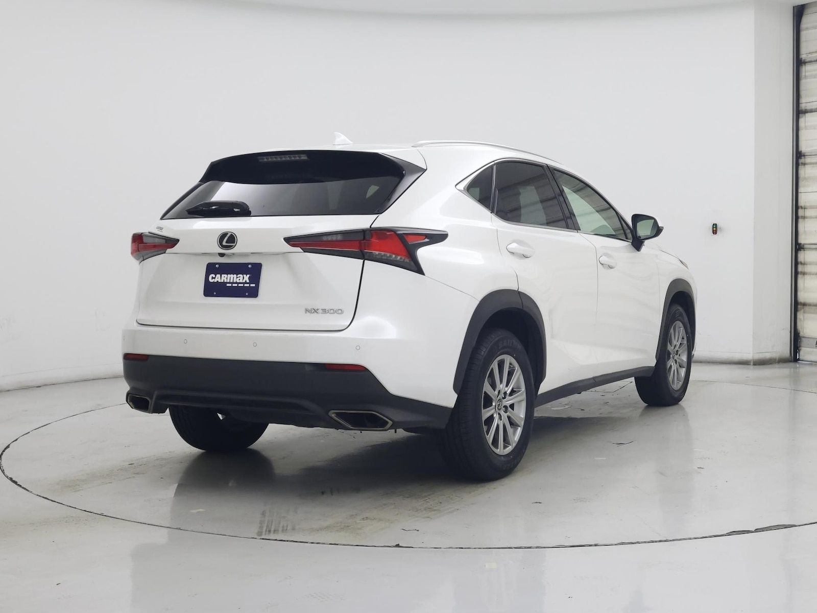 2020 Lexus NX 300 - Photo 9