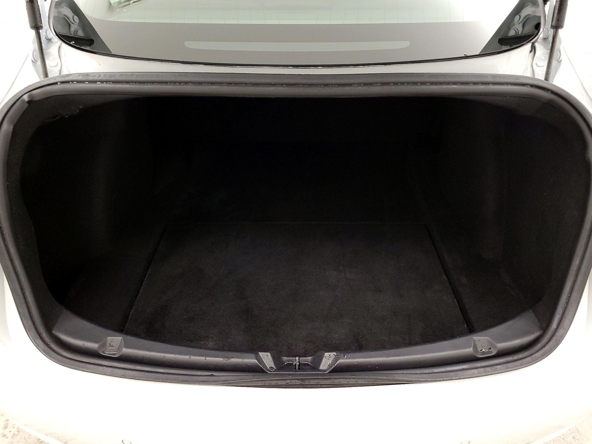 Thumbnail: 2019 Tesla Model 3 - 20