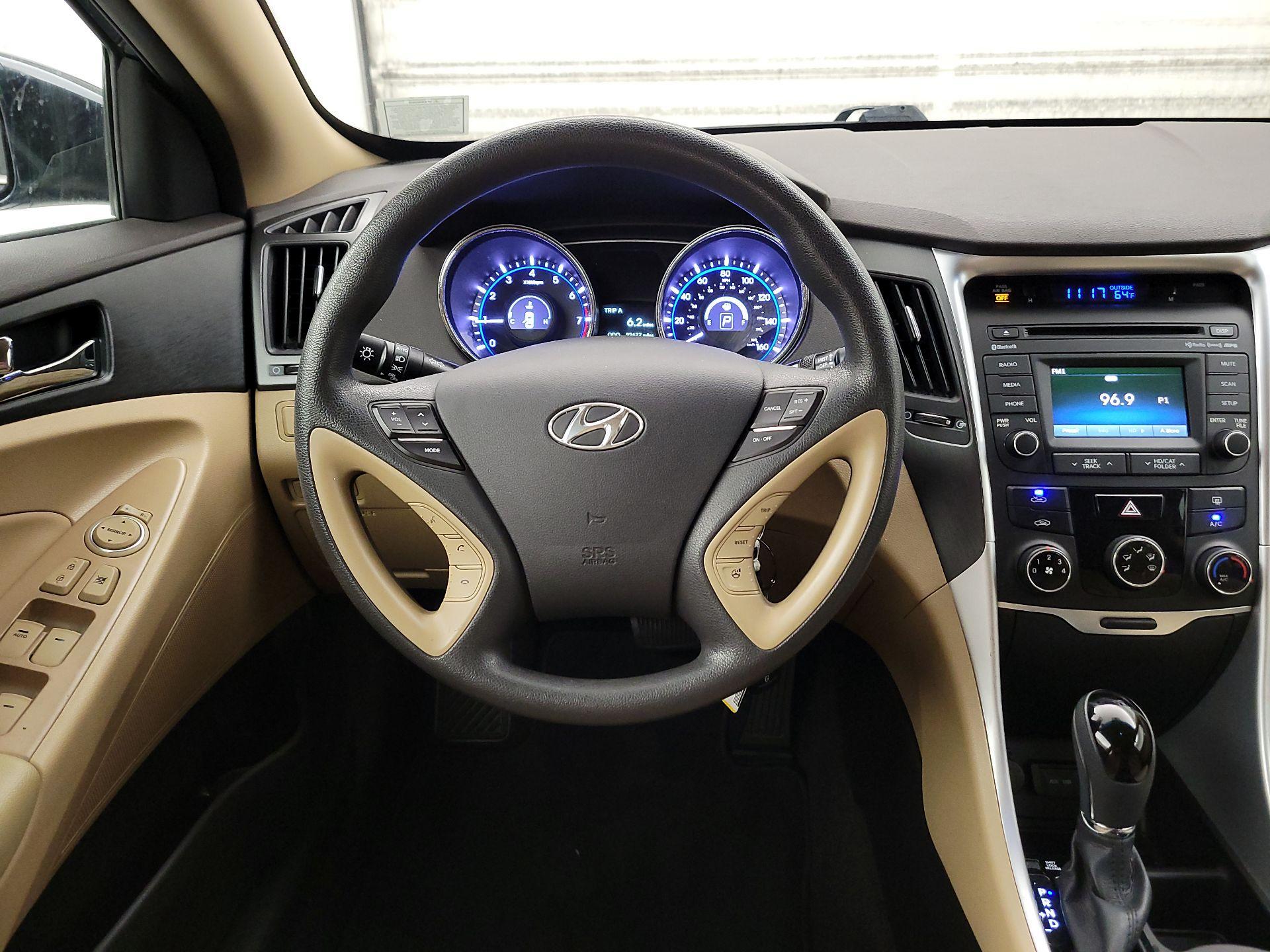 Thumbnail: 2014 Hyundai Sonata - 10