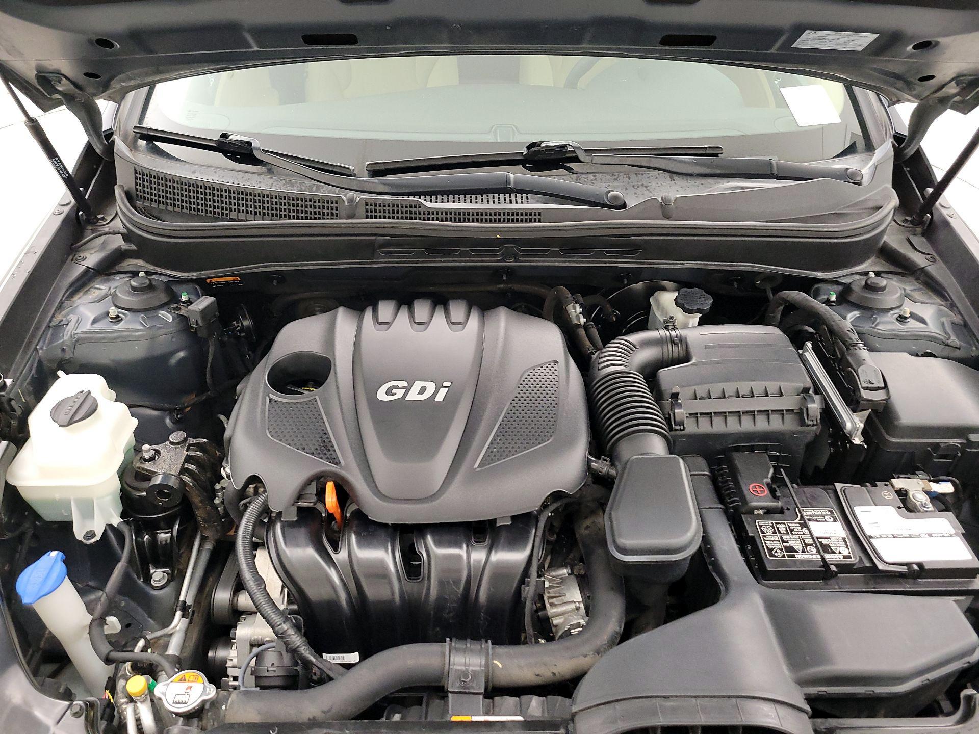 Thumbnail: 2014 Hyundai Sonata - 18