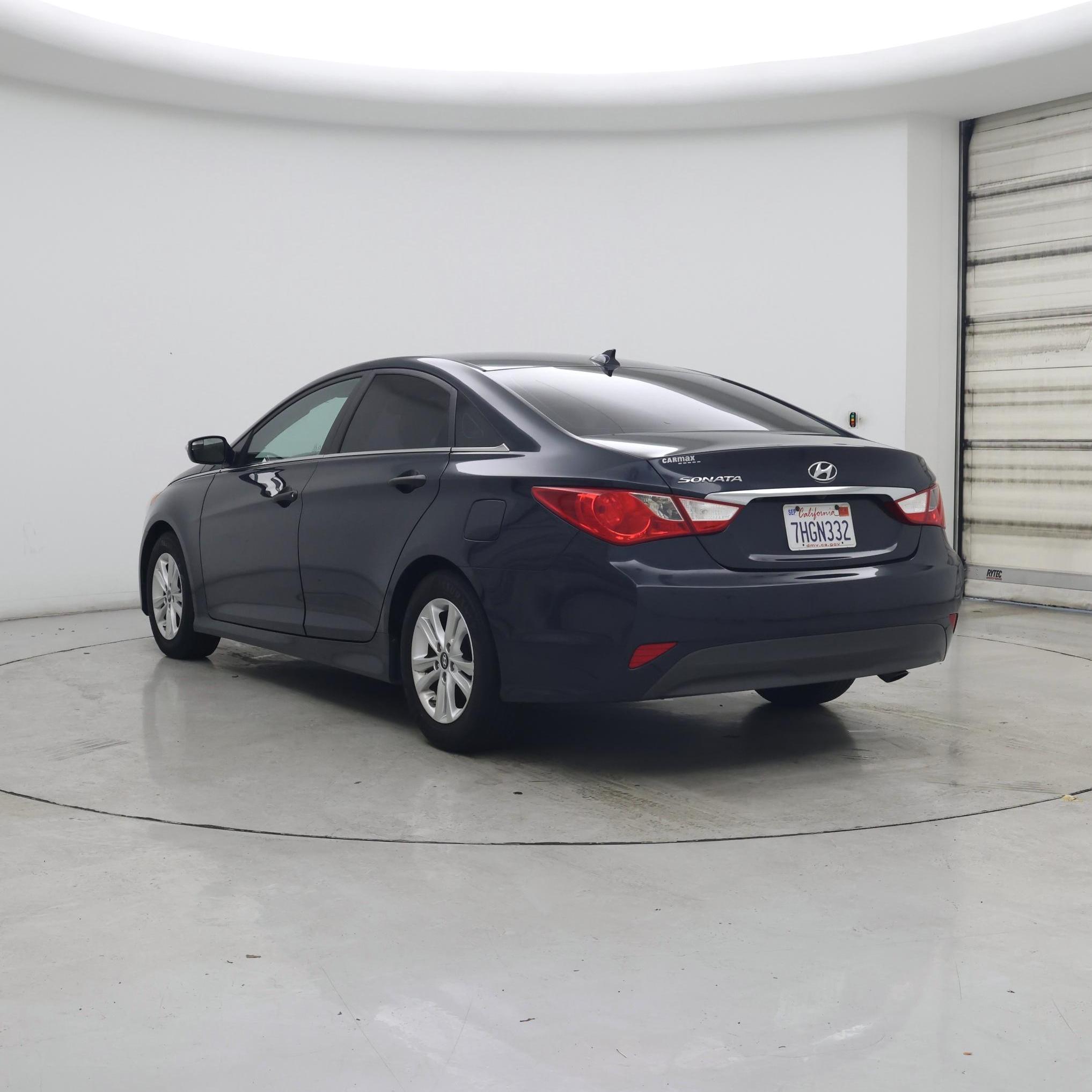 Thumbnail: 2014 Hyundai Sonata - 2