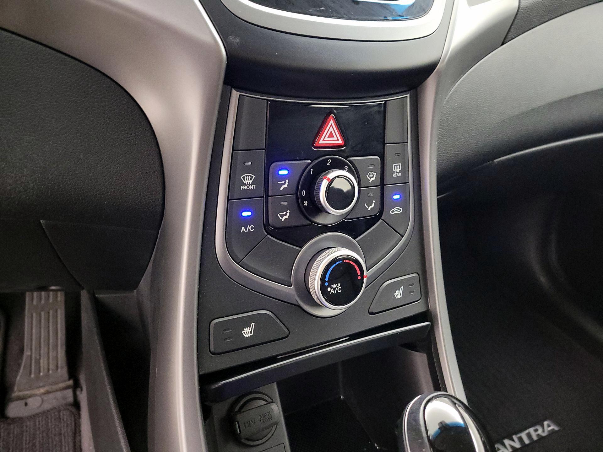 Thumbnail: 2014 Hyundai Elantra - 15