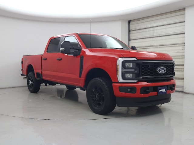 Red 2025 Ford F-250 Super Duty XL Crew Cab 4WD Pickup Truck Four-Wheel Drive Automatic