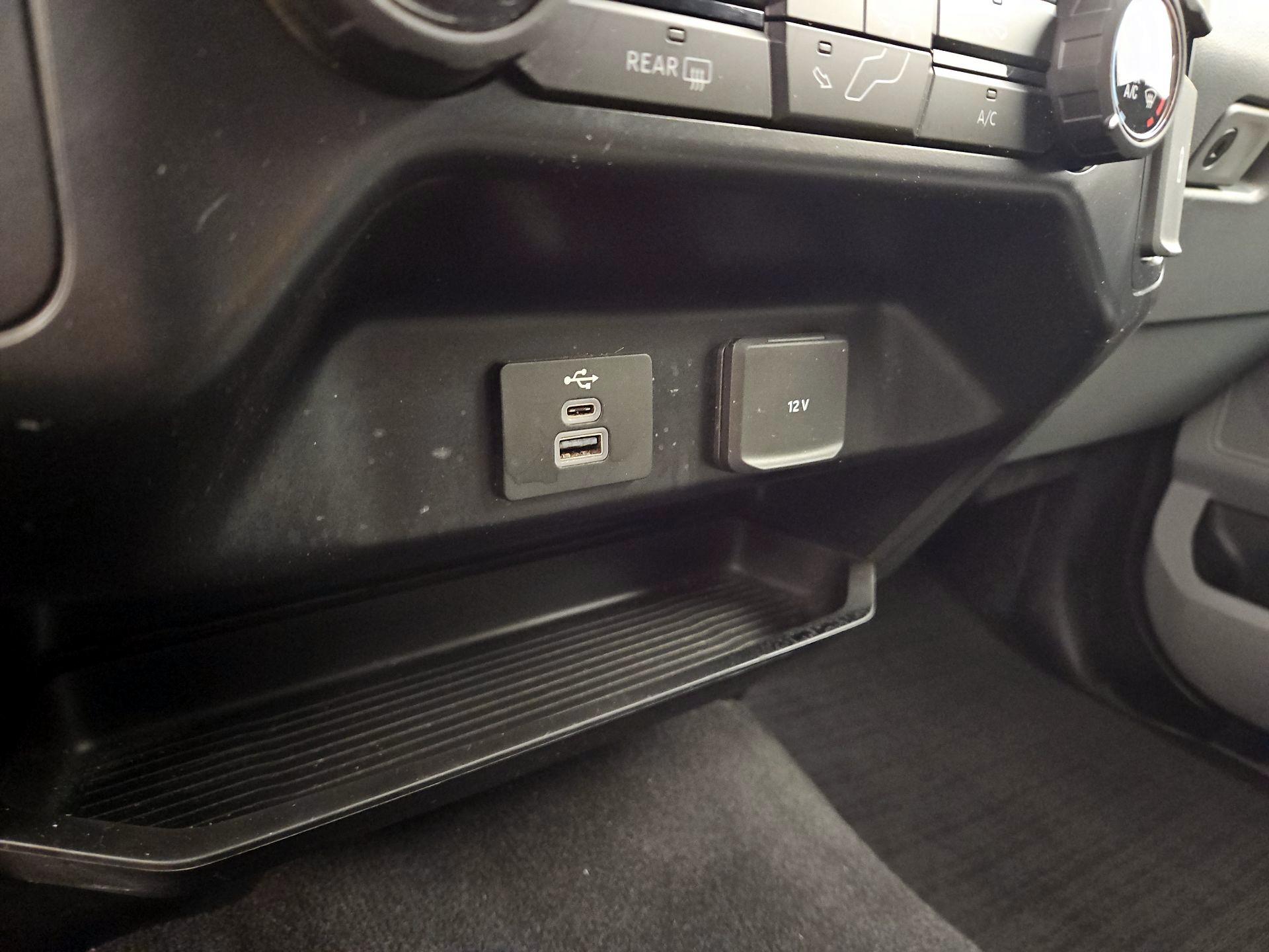 Thumbnail: 2025 Ford F-250 - 18