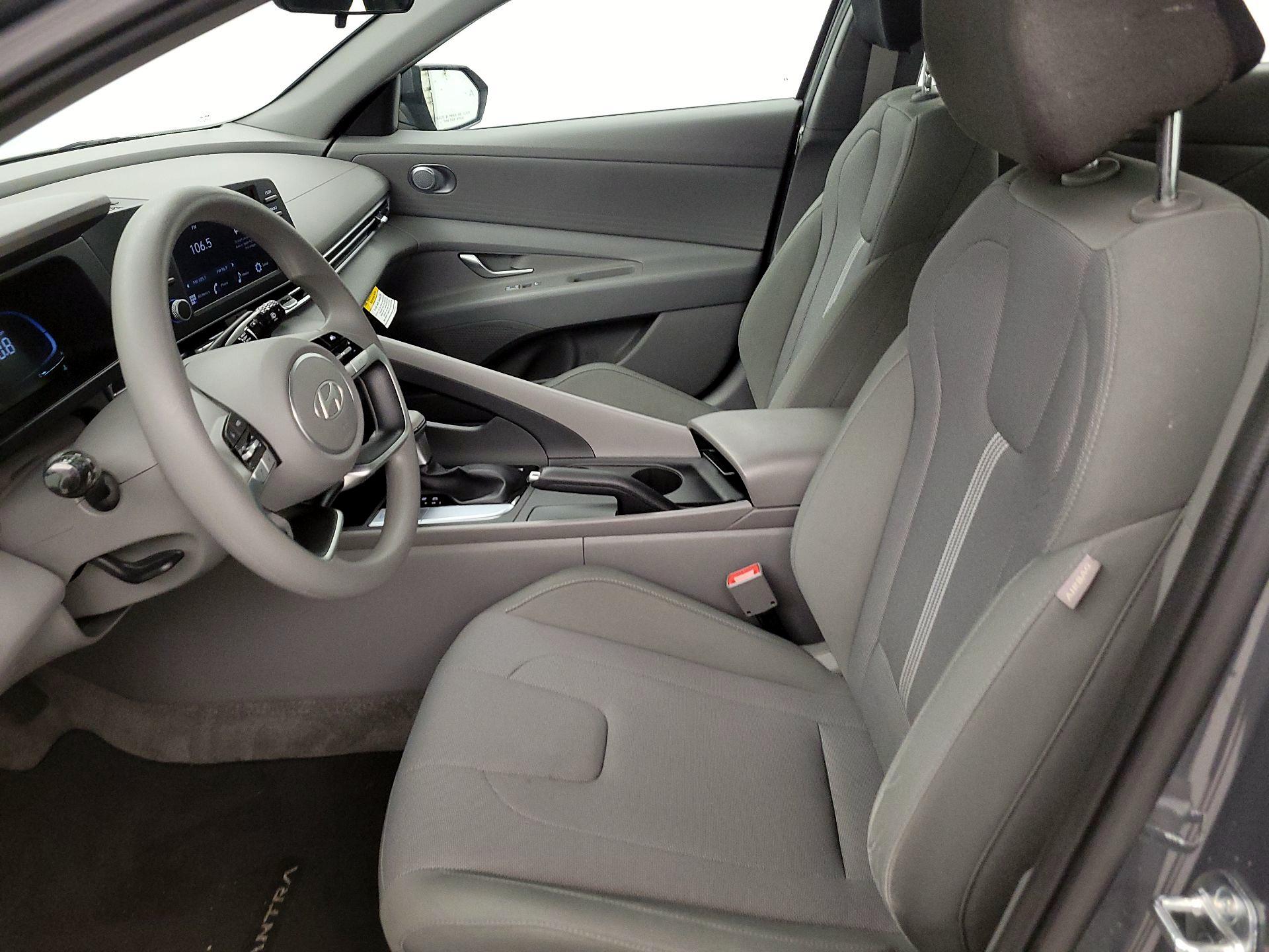 Thumbnail: 2024 Hyundai Elantra - 11