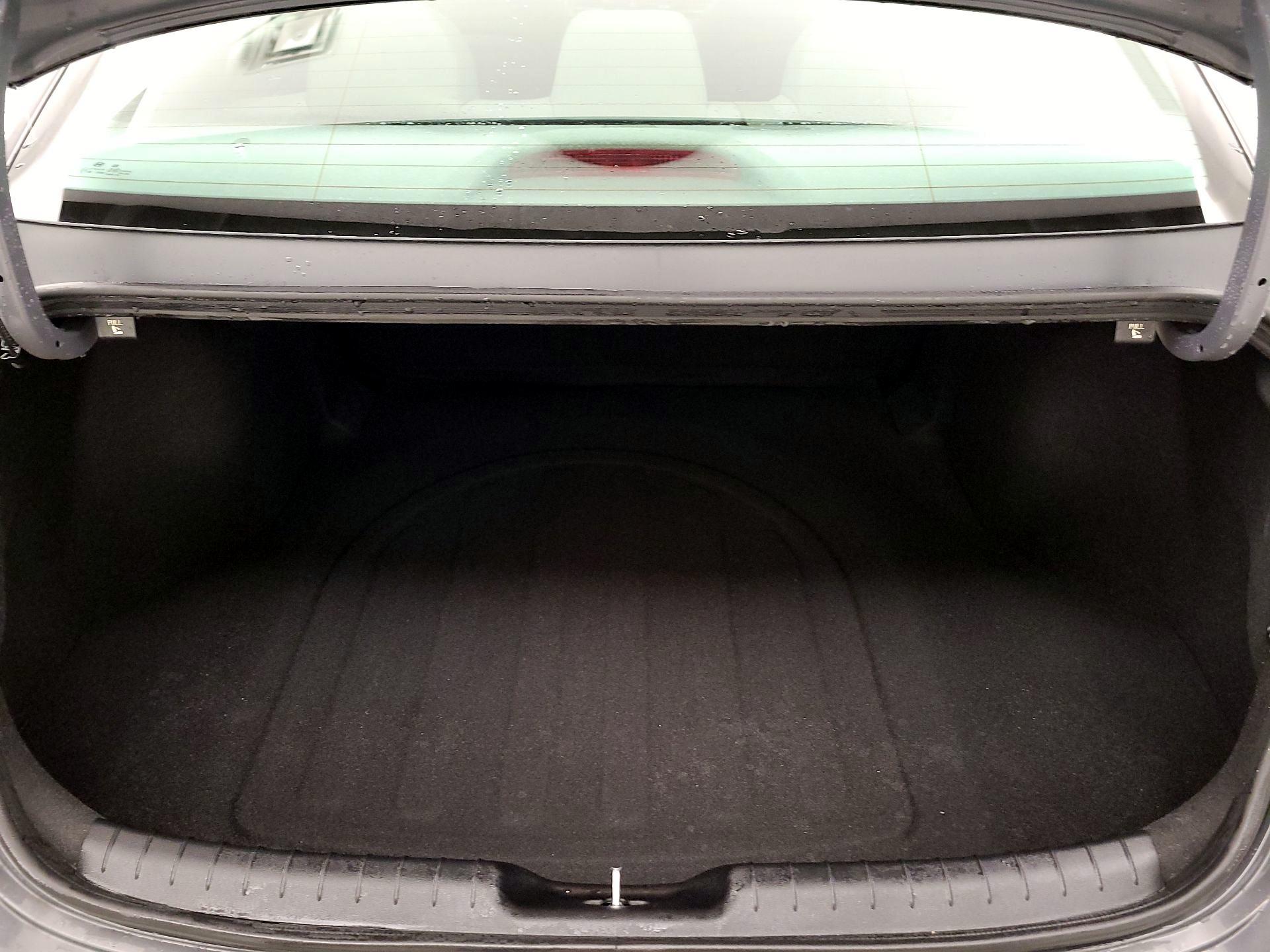 Thumbnail: 2024 Hyundai Elantra - 17