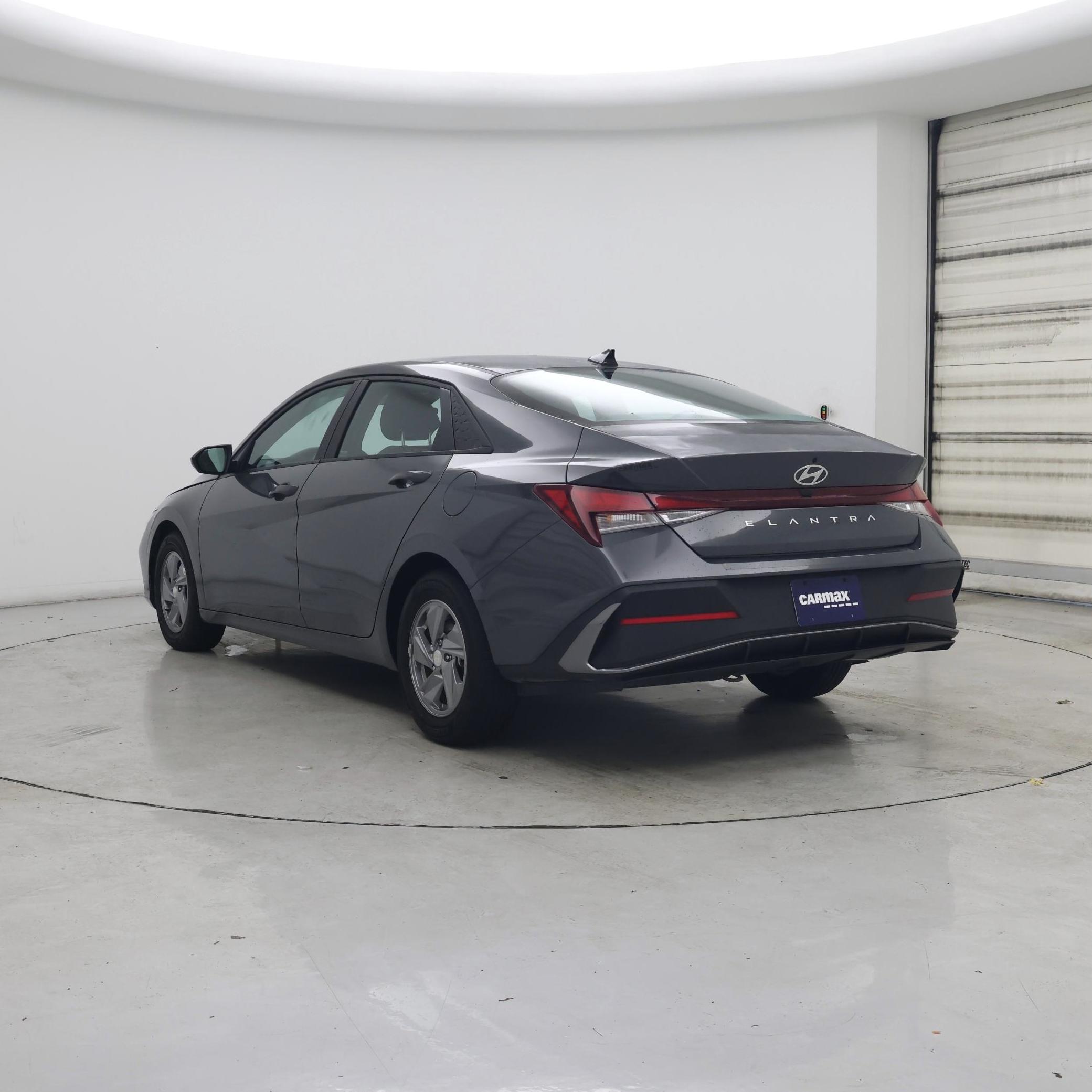 Thumbnail: 2024 Hyundai Elantra - 2