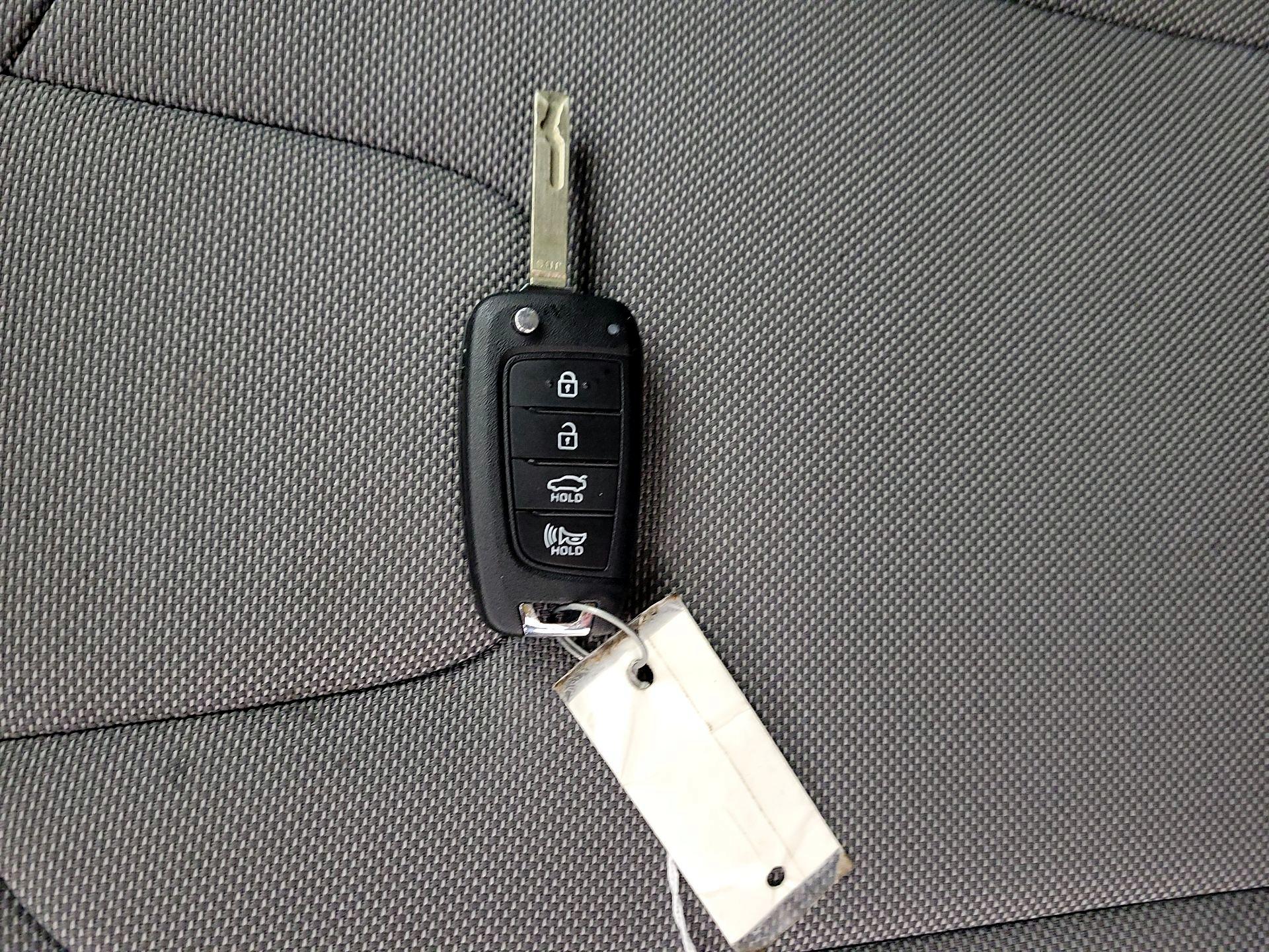 Thumbnail: 2024 Hyundai Elantra - 19