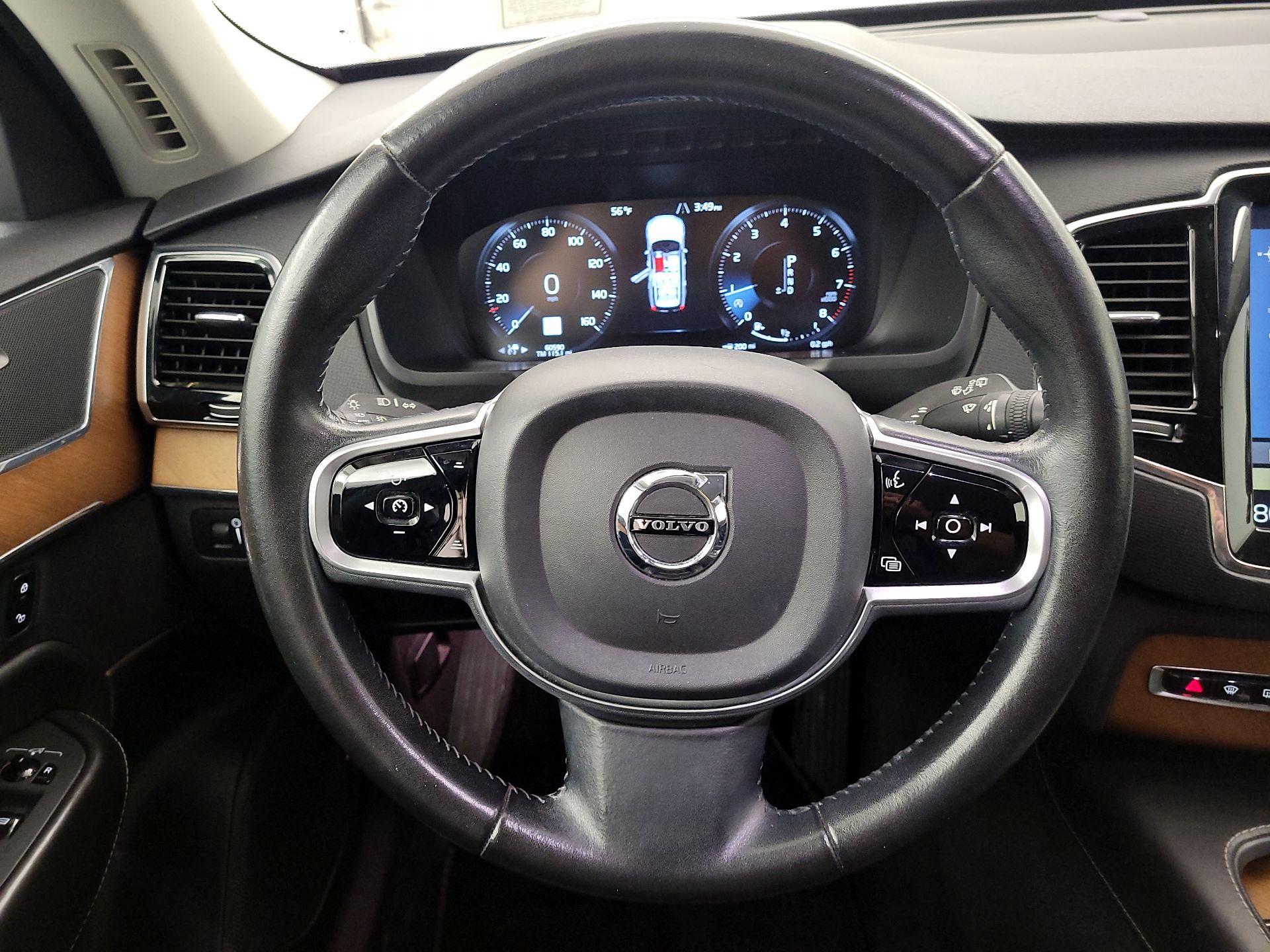 Thumbnail: 2017 Volvo XC90 - 10