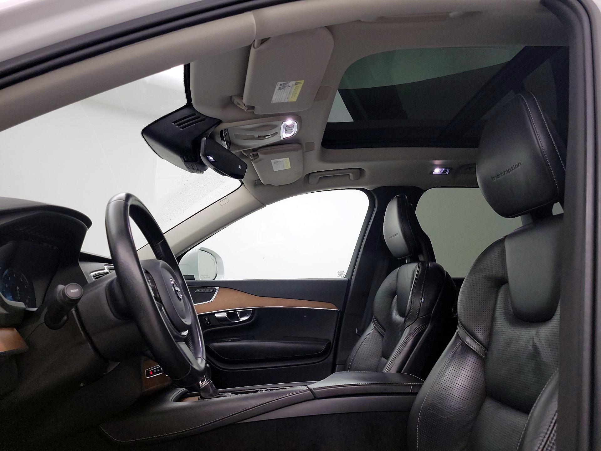 Thumbnail: 2017 Volvo XC90 - 20