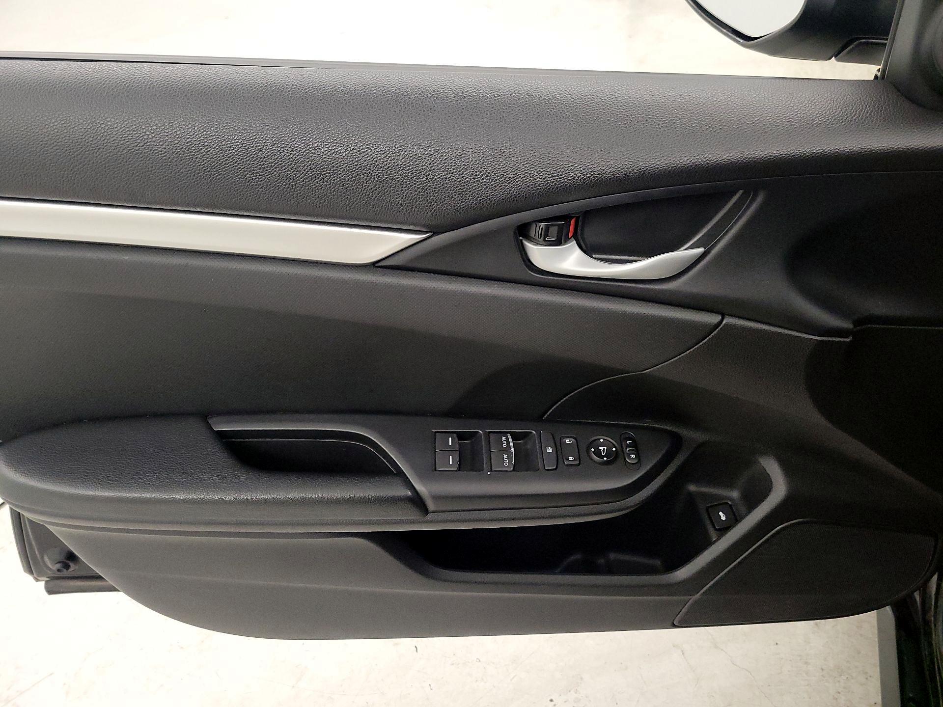 Thumbnail: 2019 Honda Civic - 12