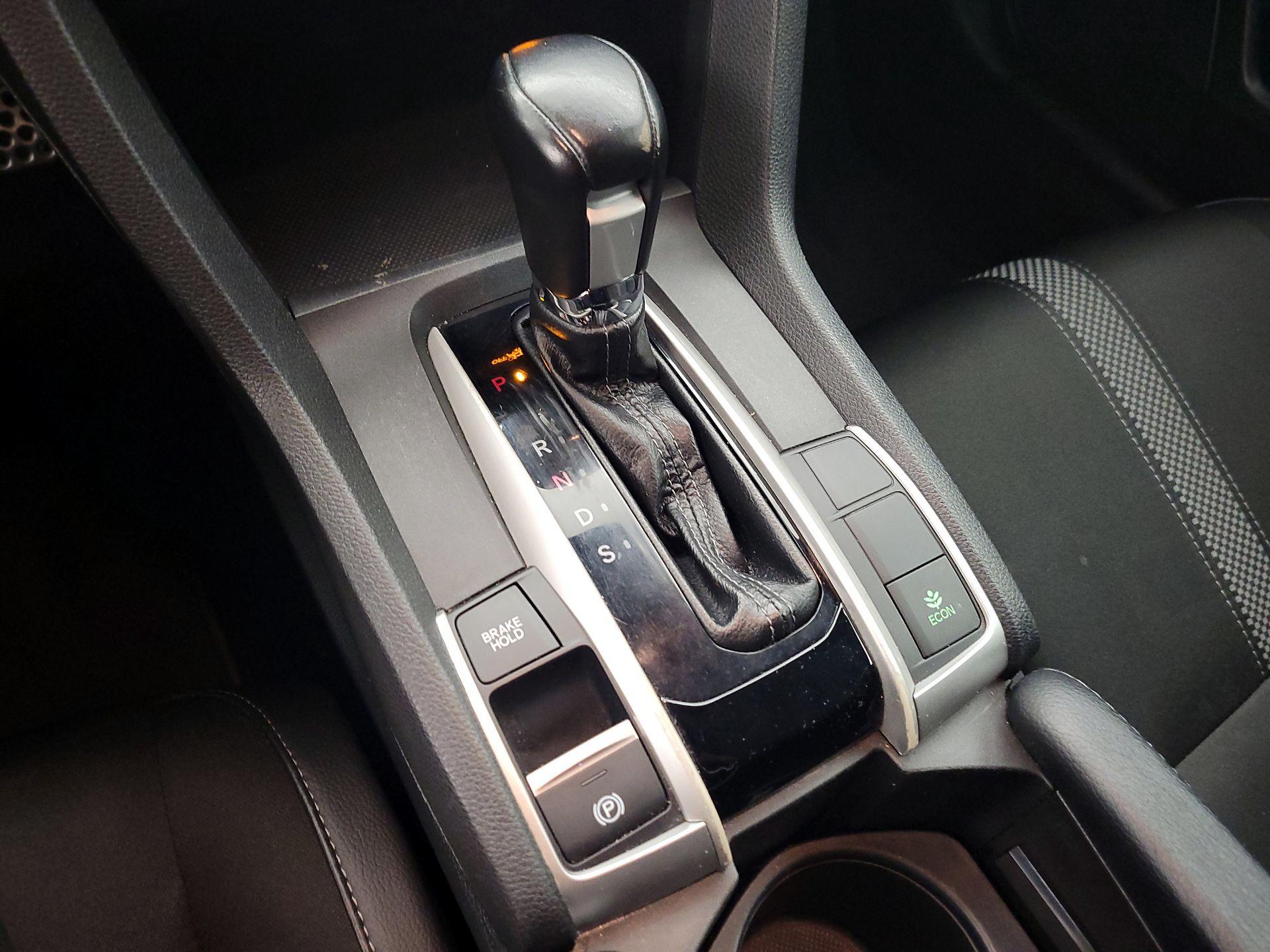 Thumbnail: 2019 Honda Civic - 17