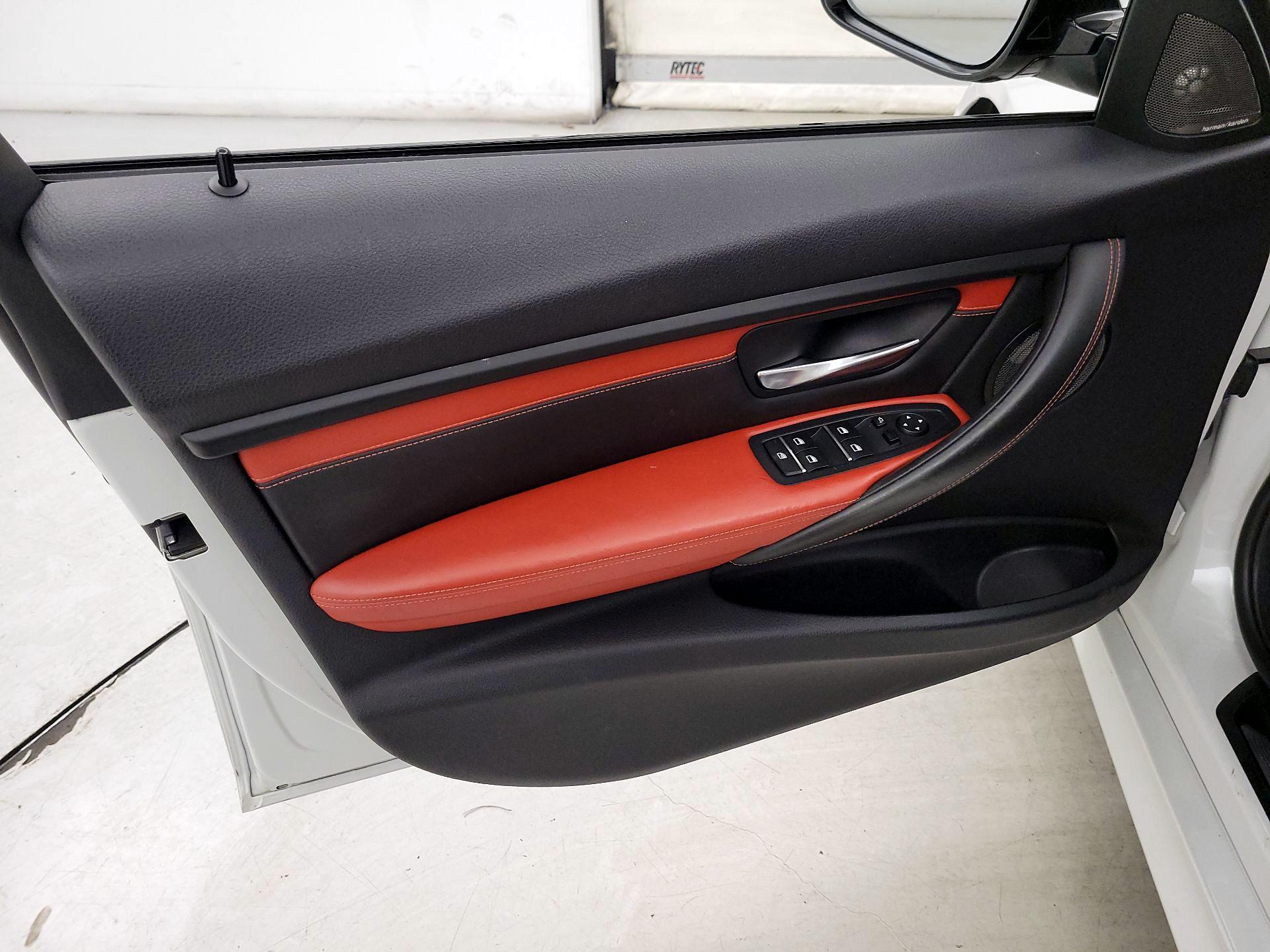 Thumbnail: 2017 BMW M3 - 12