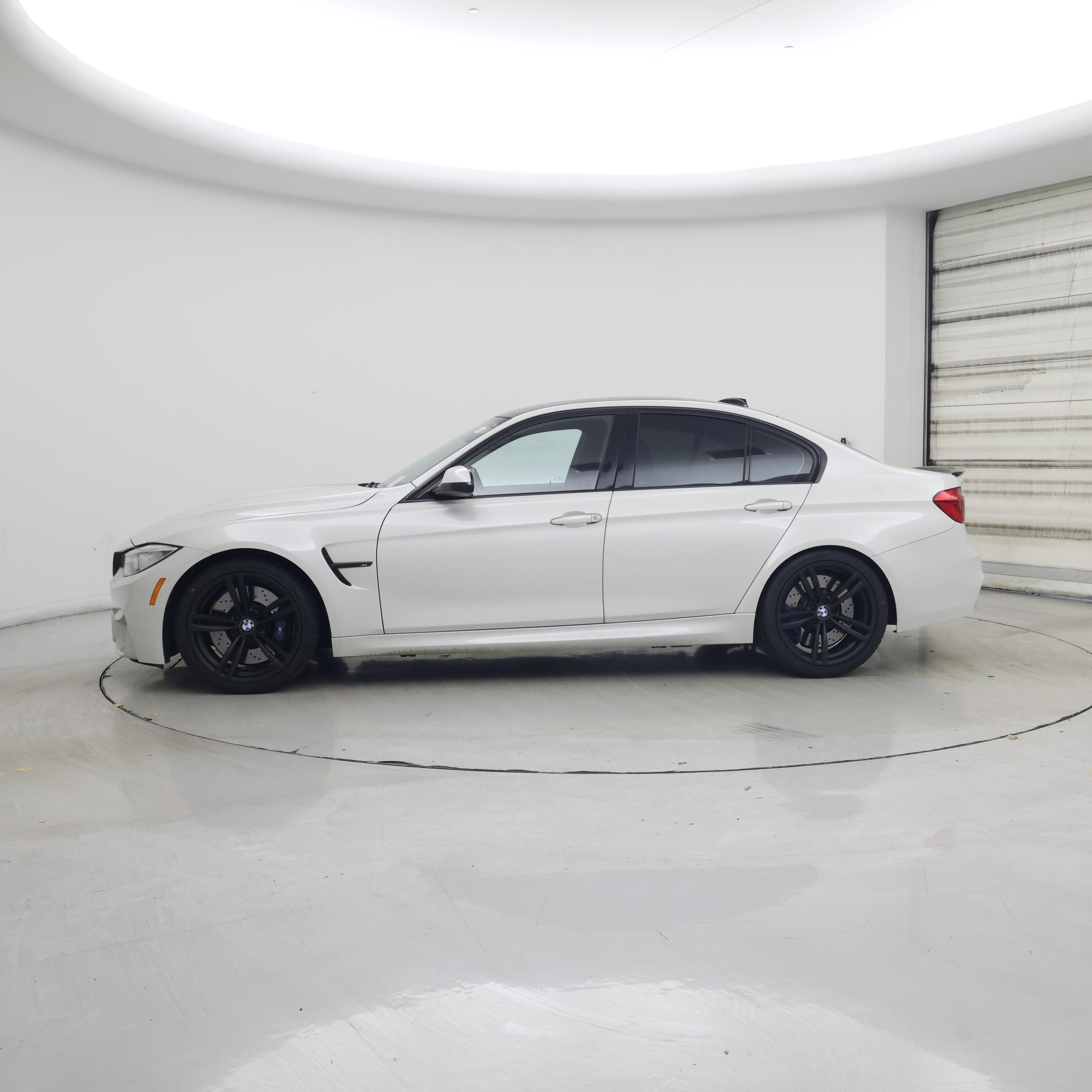 Thumbnail: 2017 BMW M3 - 3