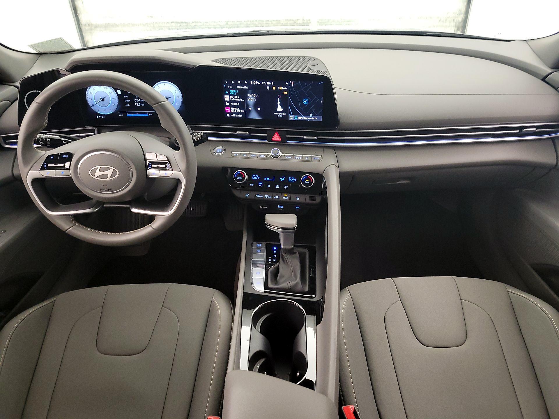 Thumbnail: 2025 Hyundai Elantra - 9