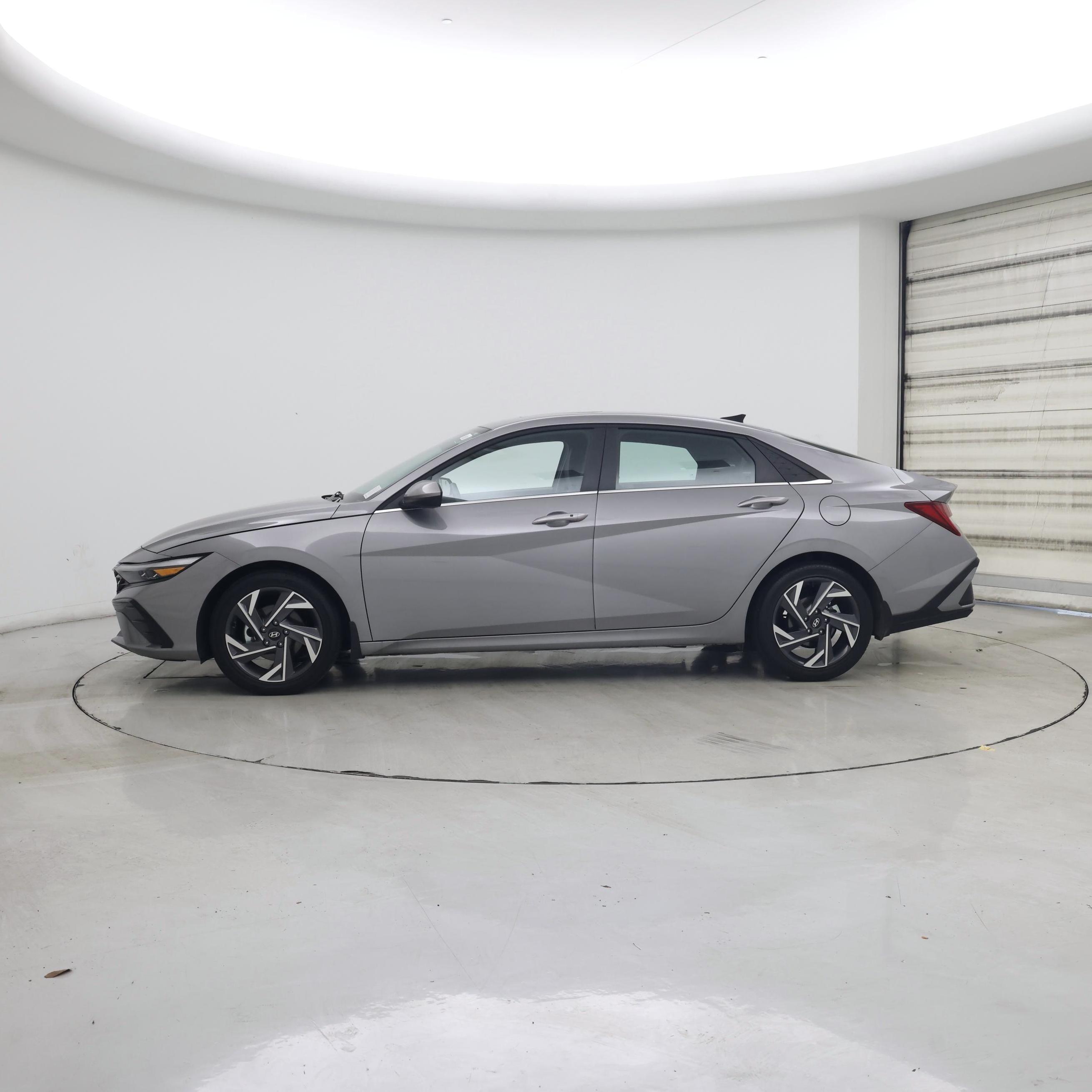 Thumbnail: 2025 Hyundai Elantra - 3