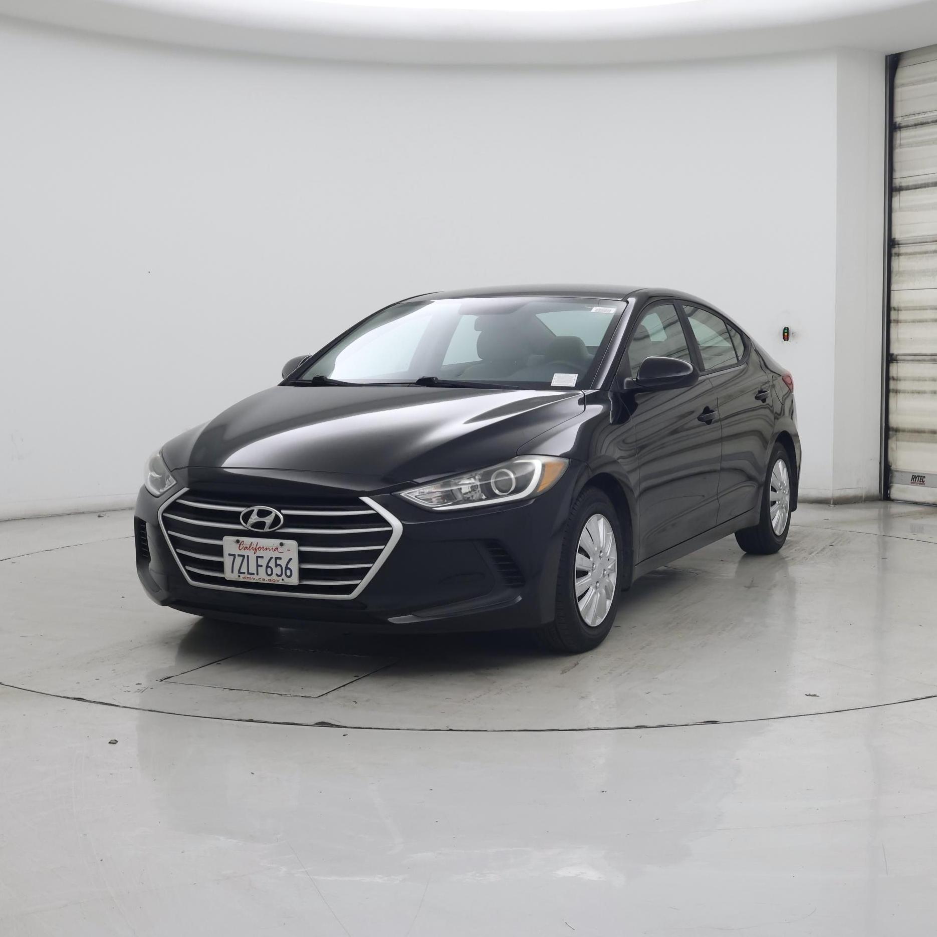 Thumbnail: 2017 Hyundai Elantra - 4