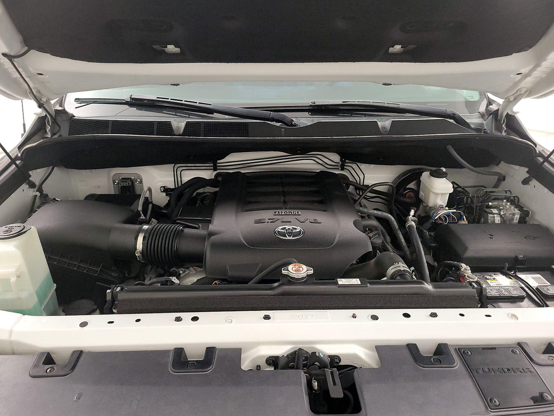 Thumbnail: 2019 Toyota Tundra - 18