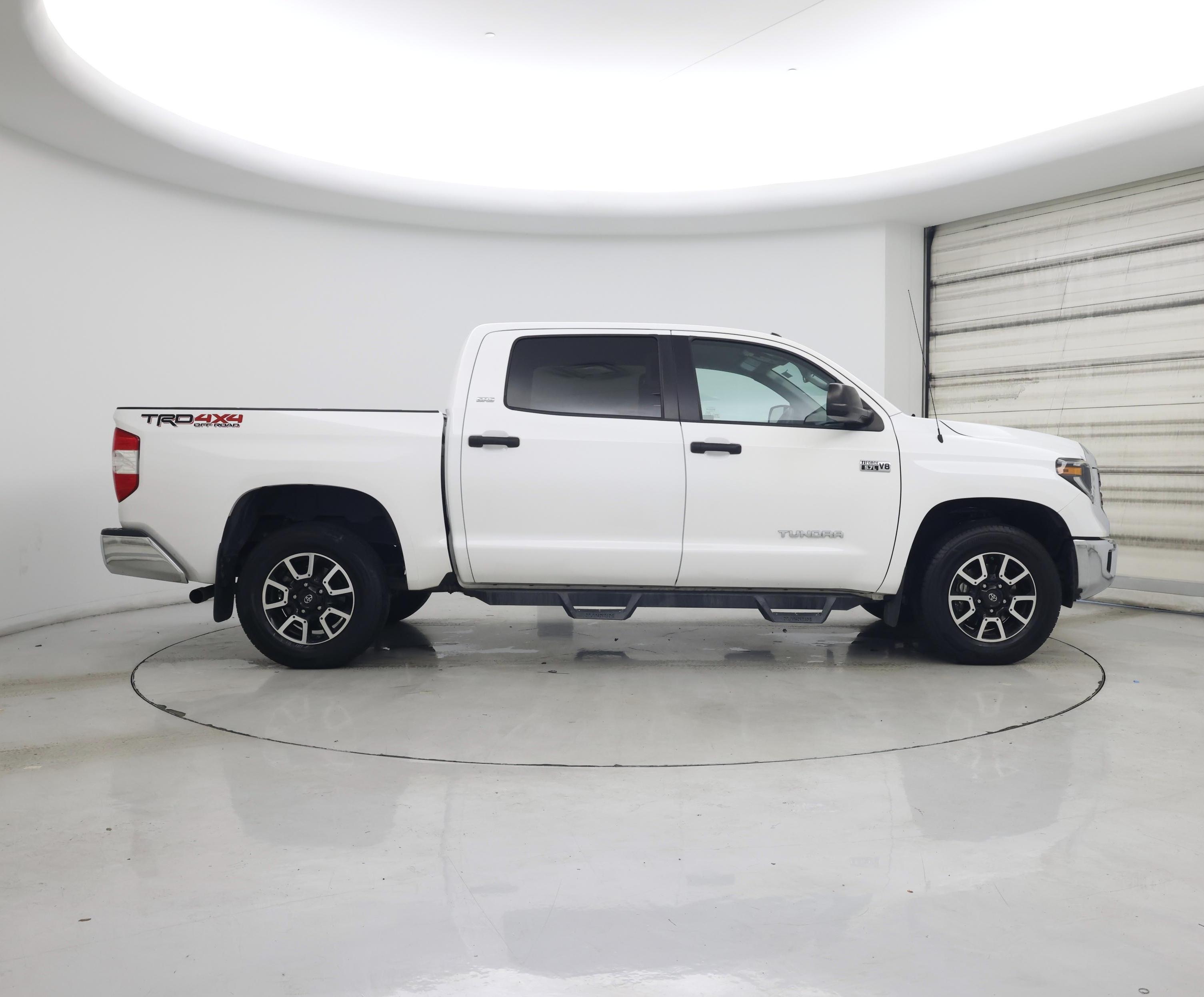 Thumbnail: 2019 Toyota Tundra - 7
