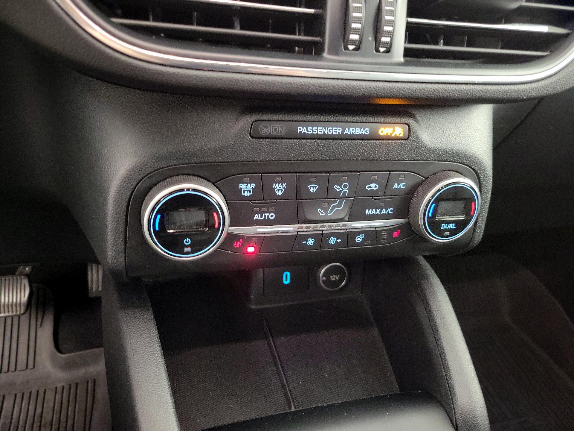 Thumbnail: 2020 Ford Escape - 16