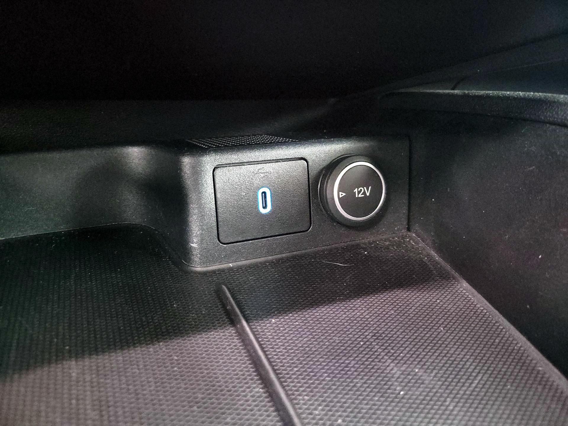 Thumbnail: 2020 Ford Escape - 18