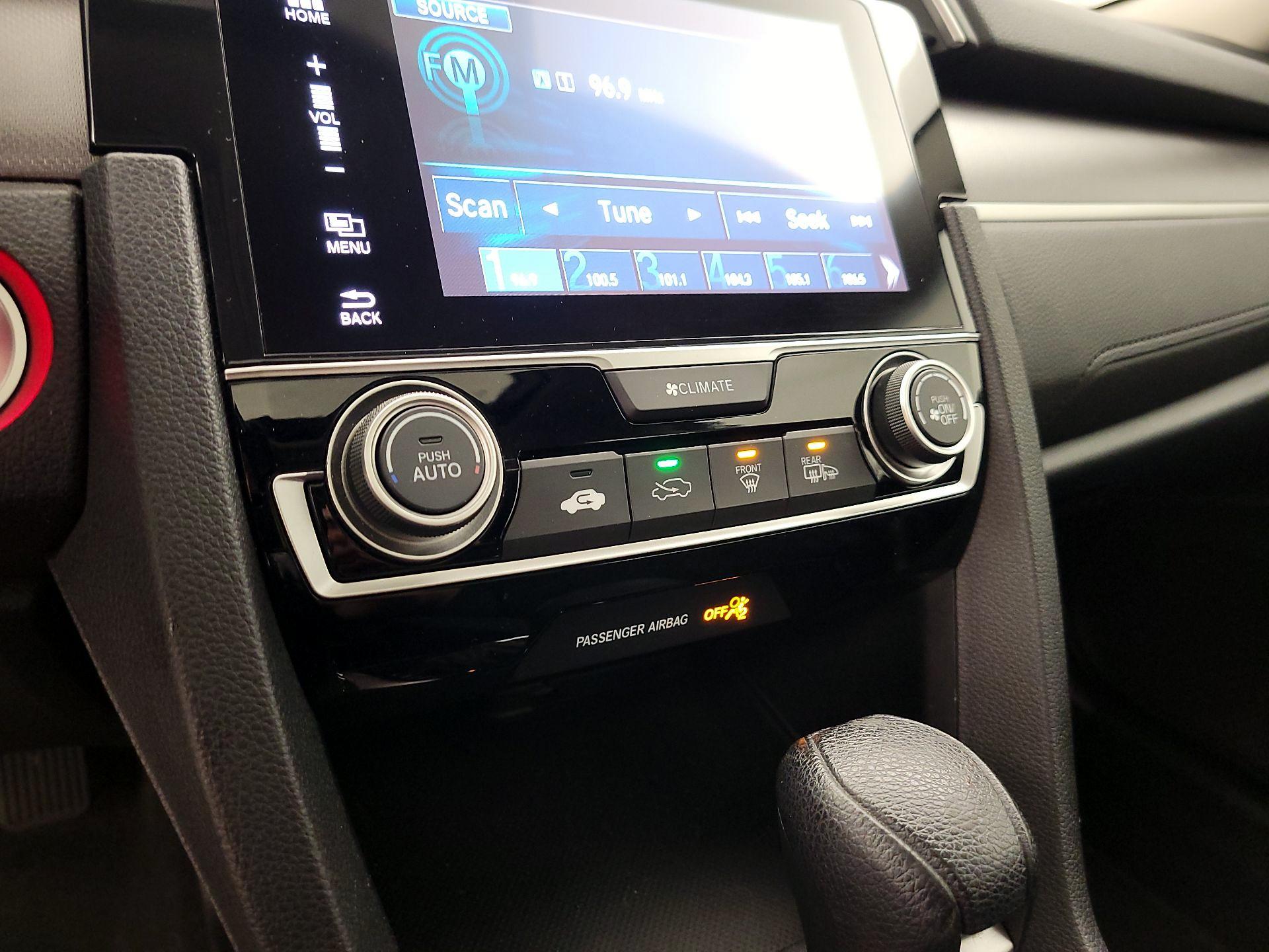 Thumbnail: 2016 Honda Civic - 16