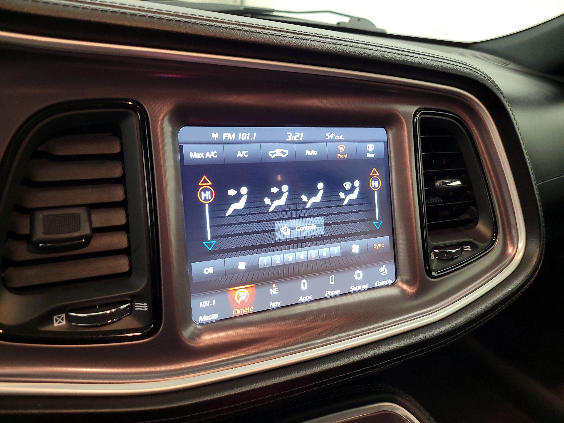 Thumbnail: 2021 Dodge Challenger - 17